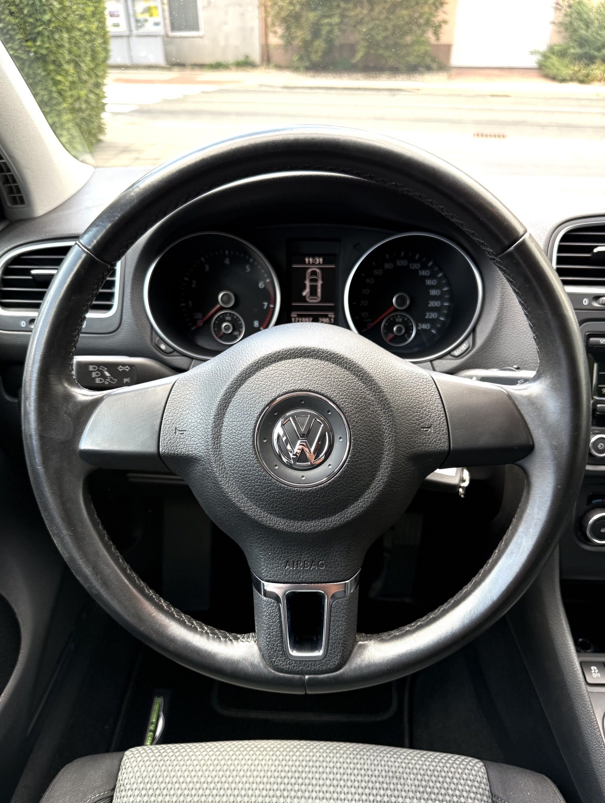 Volkswagen Golf, Golf VI 1.4TSi,90kw,2011 - fotka 6
