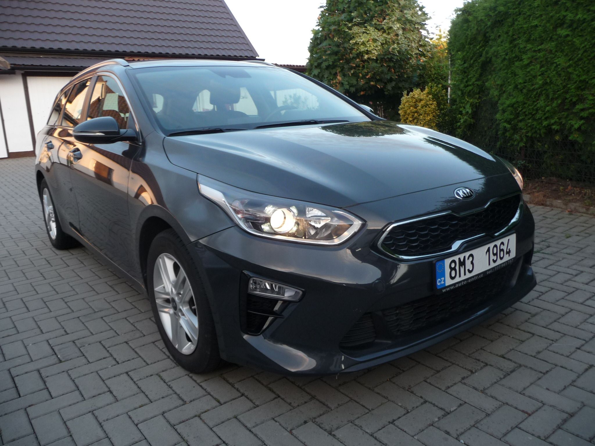 Kia Cee´d, 1.0 T-GDi 88kw DynamicLine - fotka 3