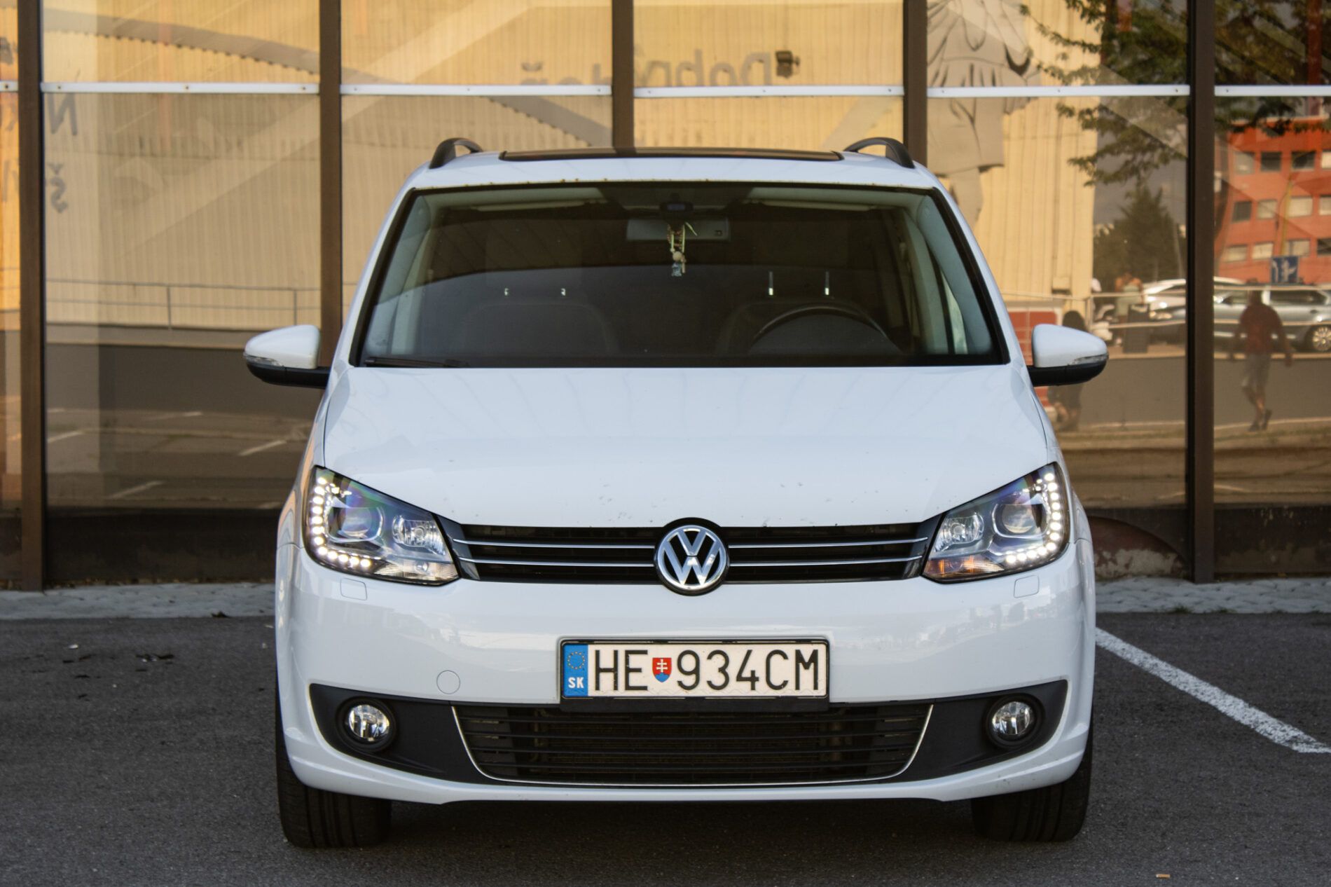 Volkswagen Touran - fotka 2