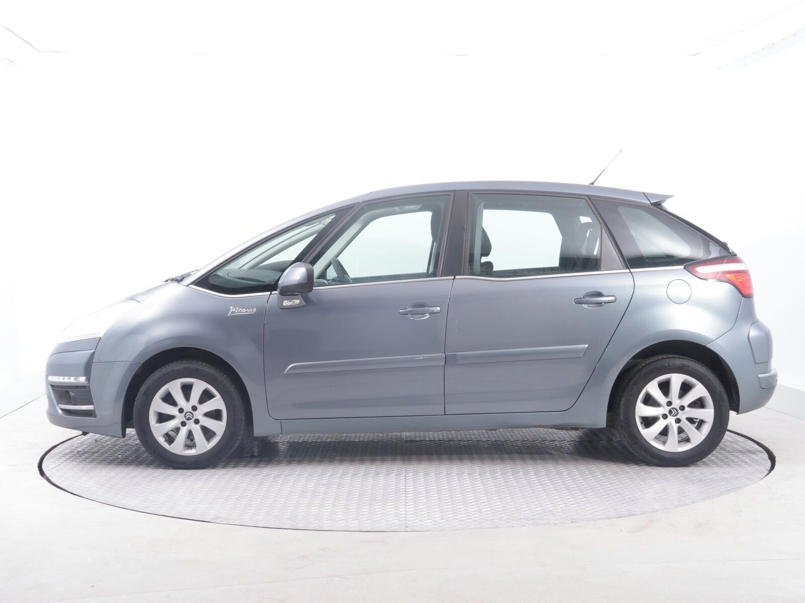 Citroën C4 Picasso, 1.6 HDi, Kožené sedačky - fotka 3