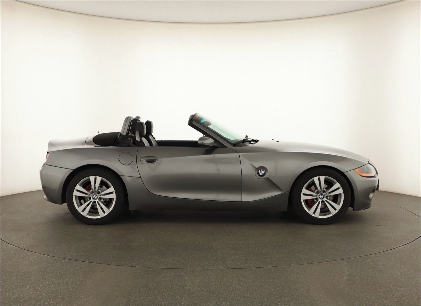 BMW Z4, 2.2i, Automatická klima - fotka 6