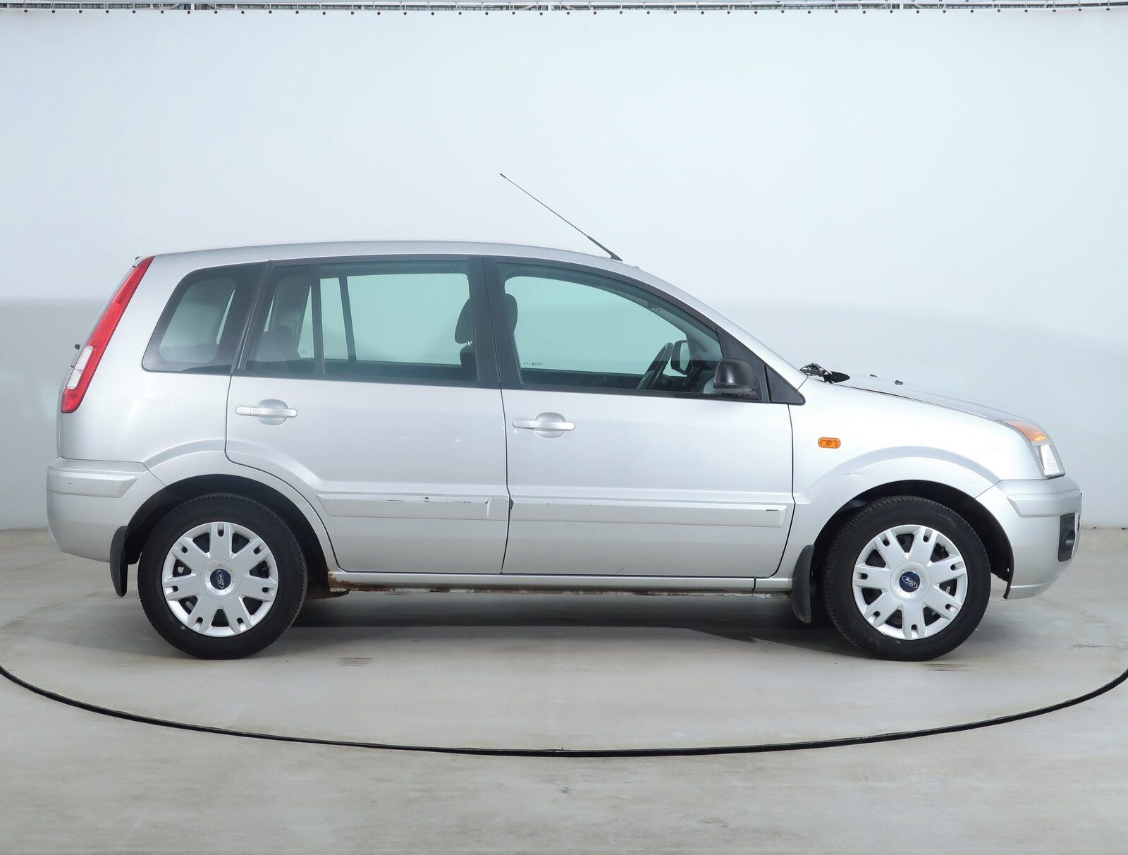 Ford Fusion, 1.4, ČR,1.maj - fotka 6