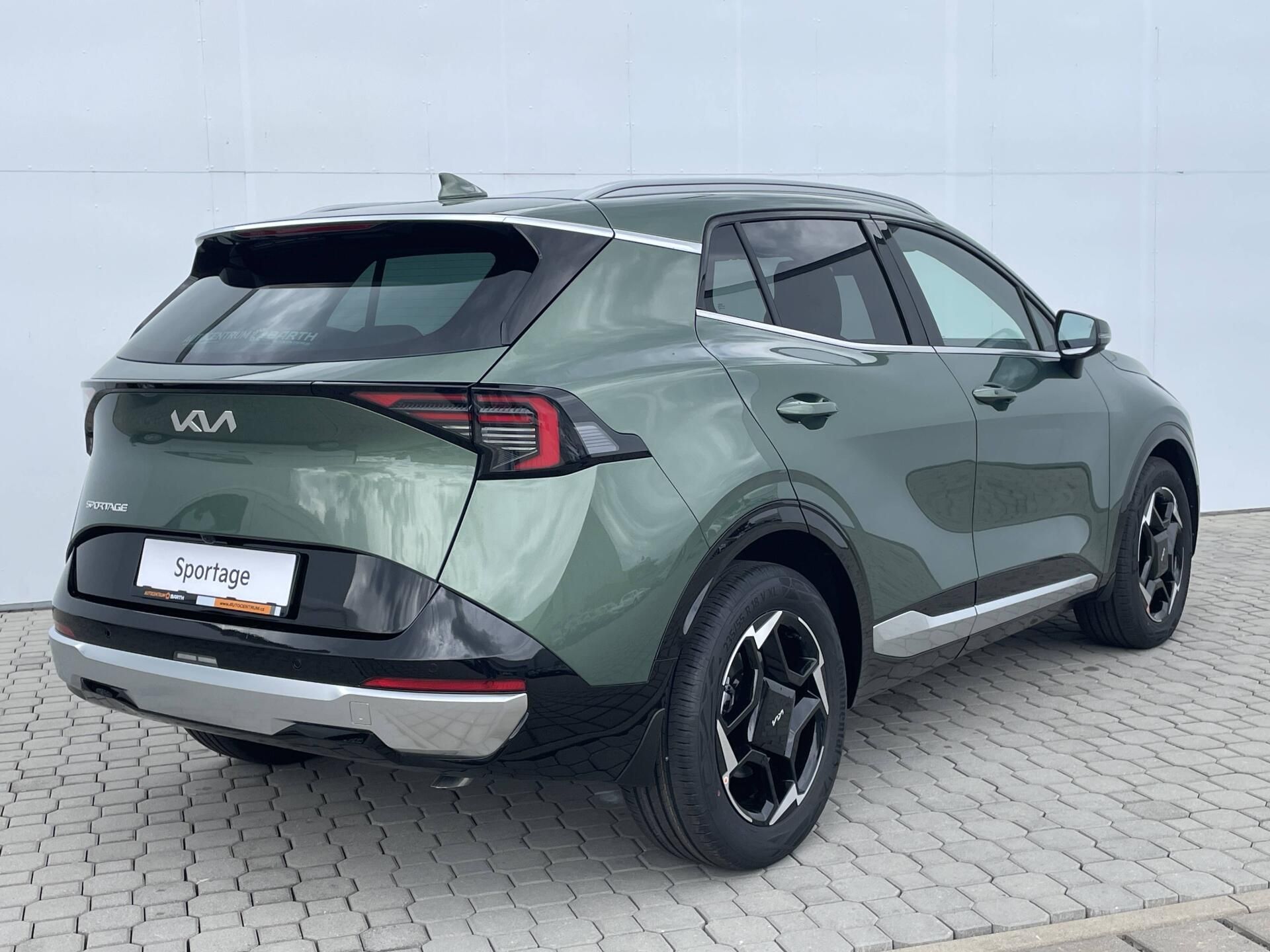 Kia Sportage, TOP 7DCT 4x2 1,6 T-GDi - fotka 2