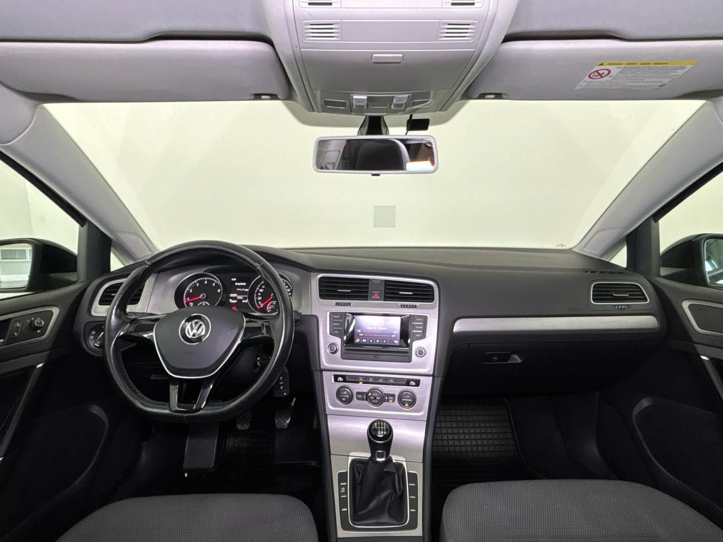 Volkswagen Golf, 1.2 TSI / 77 kW Comfortline - fotka 5