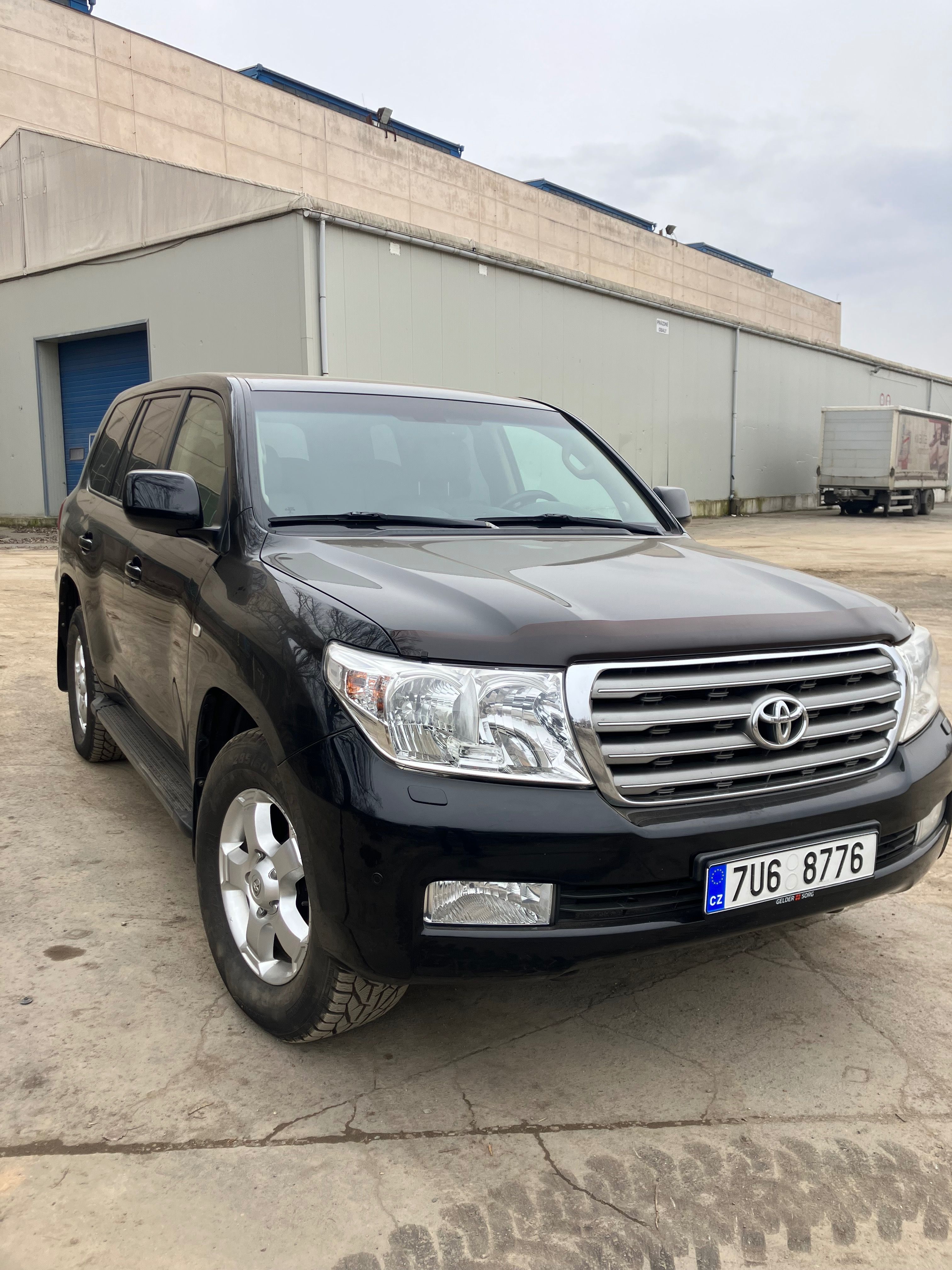 Toyota Land Cruiser, Toyota Land Cruiser 200 V8 TD