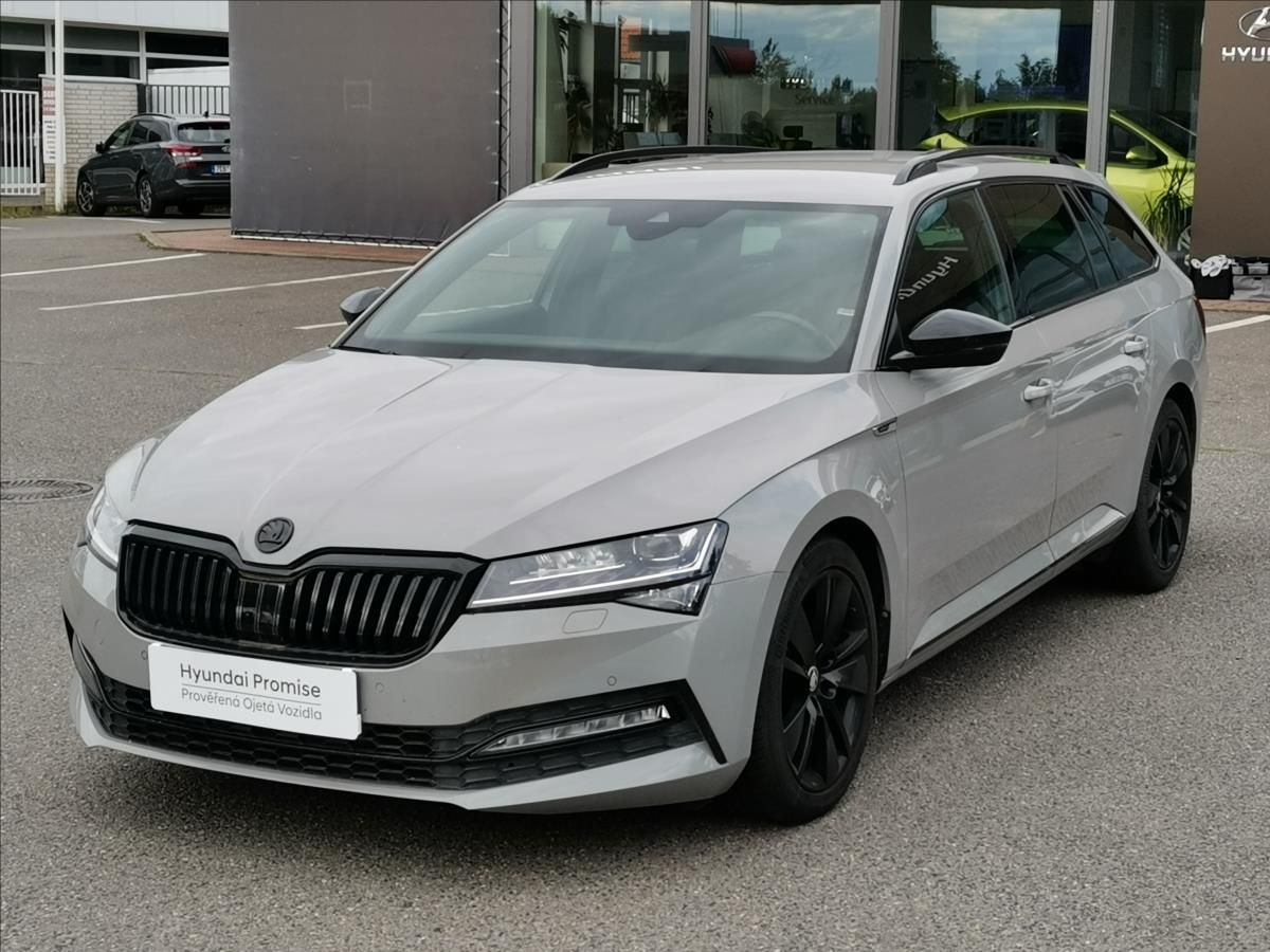 Škoda Superb, 2,0 TDI SportLine Combi DSG - fotka 2