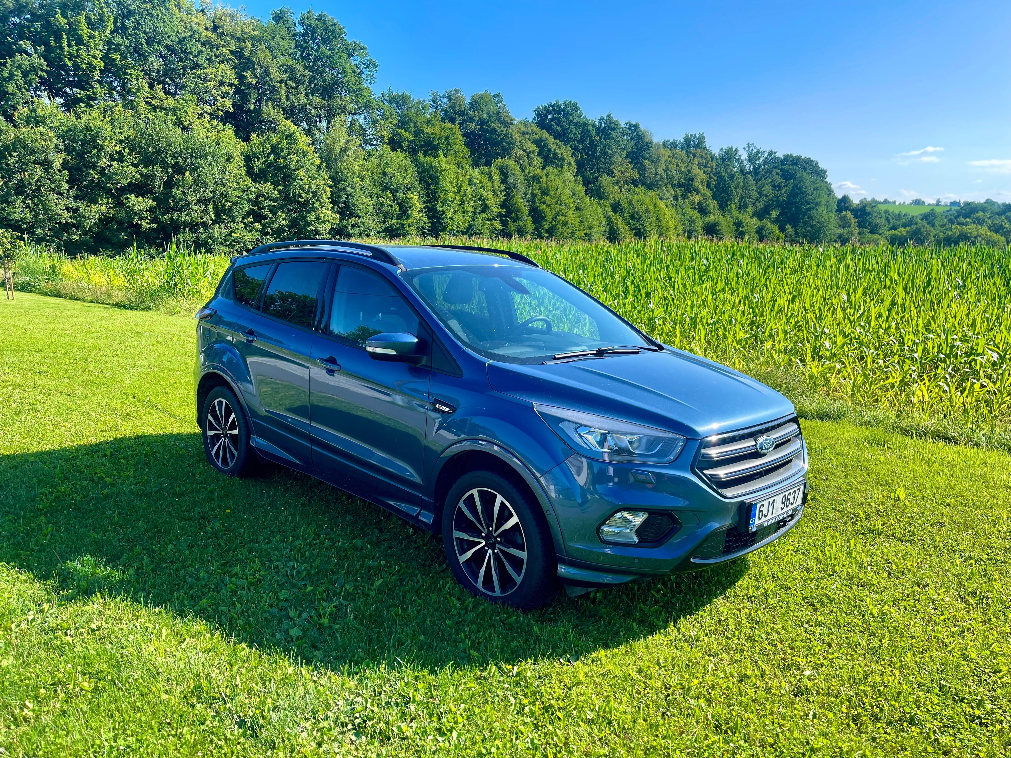 Ford Kuga, Prodám Ford Kuga 1.5 benzín 11 - fotka 6