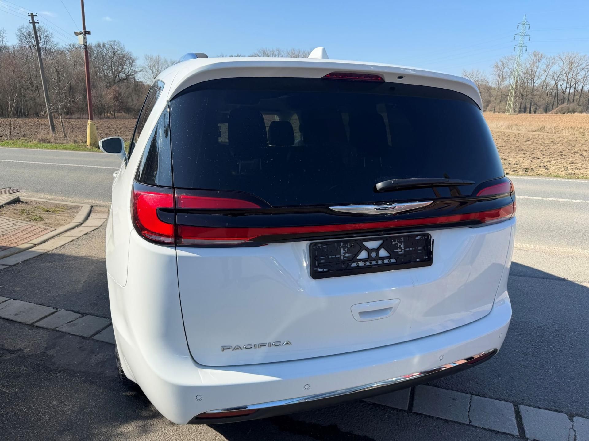 Chrysler Pacifica, 3,6 RU Radar New Model DVD 21 - fotka 5
