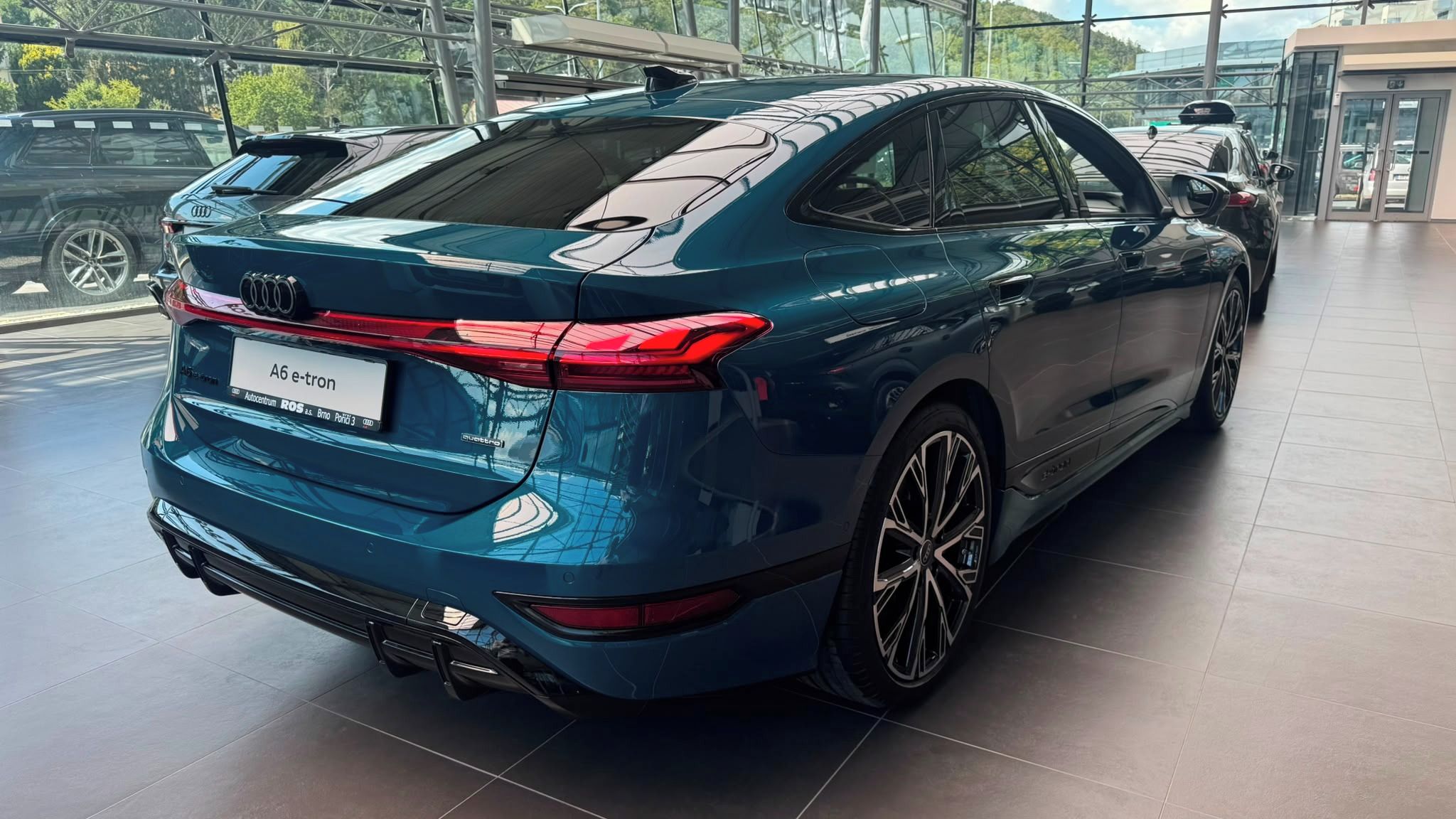 Audi A6, Sportback e-tron quattro - fotka 5