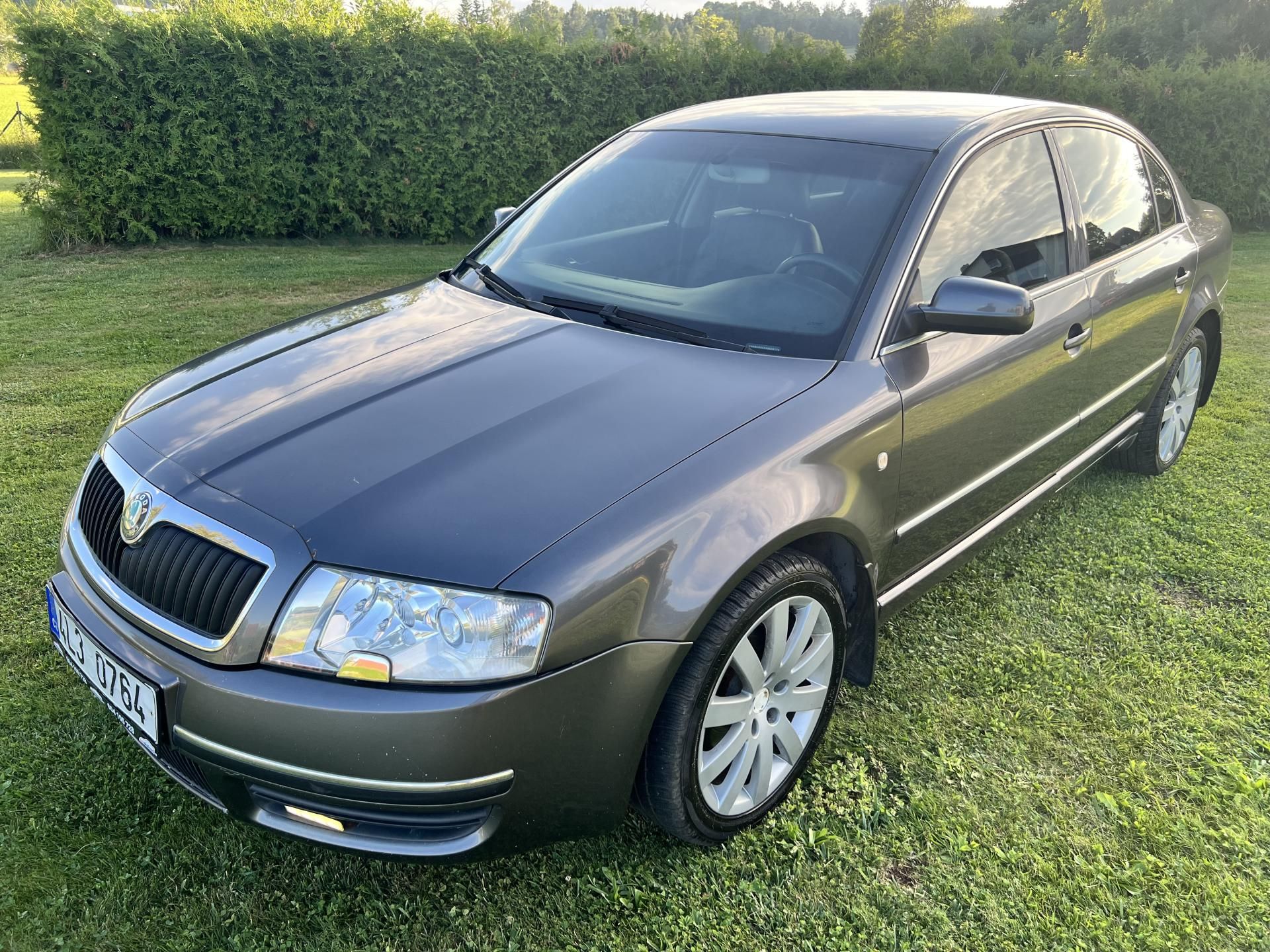 Škoda Superb, 1.9TDI 96KW,KůŽE,XENONY,TZ - fotka 3