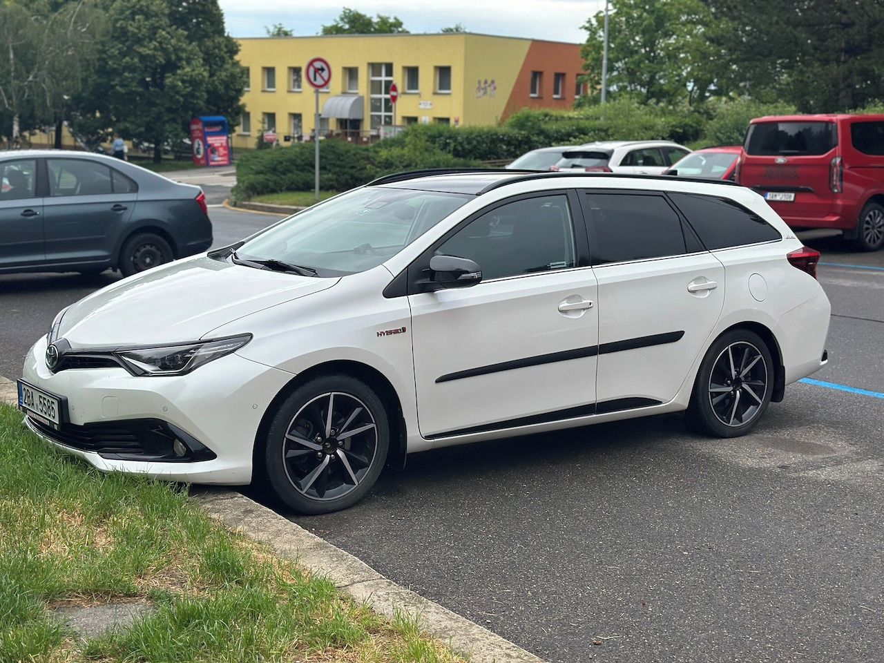 Toyota Auris, 1.8 Hybrid Selection
