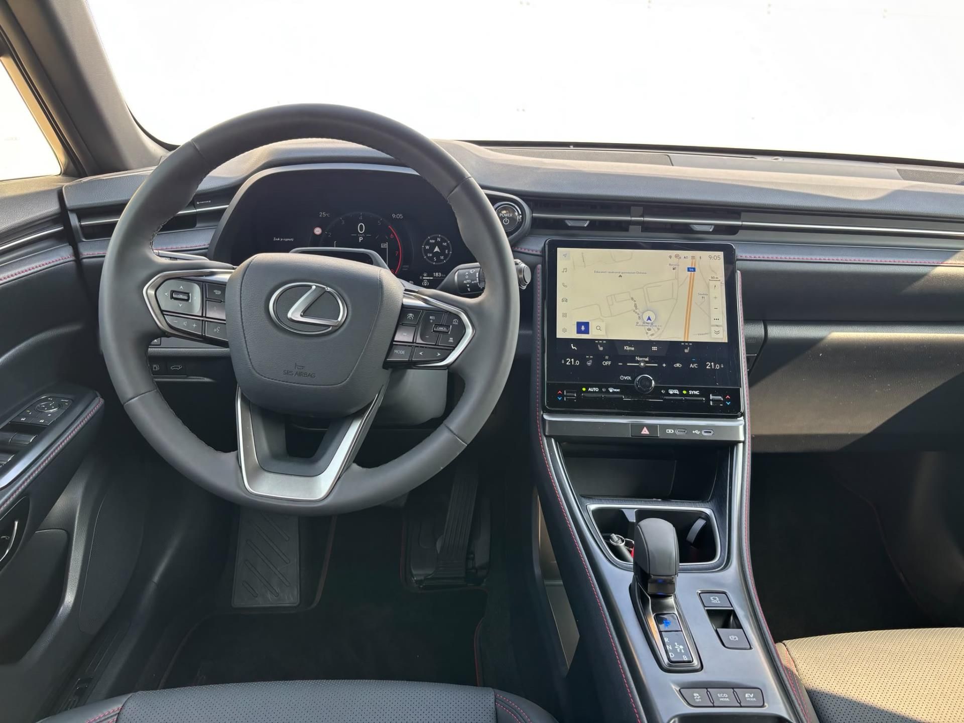 Lexus LBX, 1.5 HSD e-CVT Emotion Tech - fotka 5