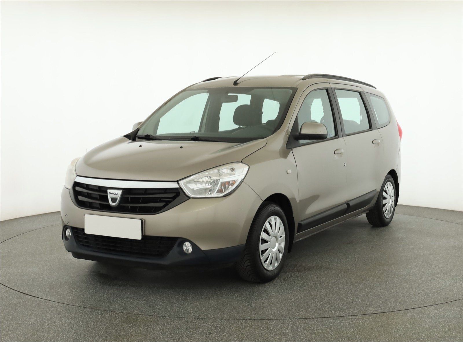 Dacia Lodgy, 1.6 8V, LPG, Park. senzory - fotka 2