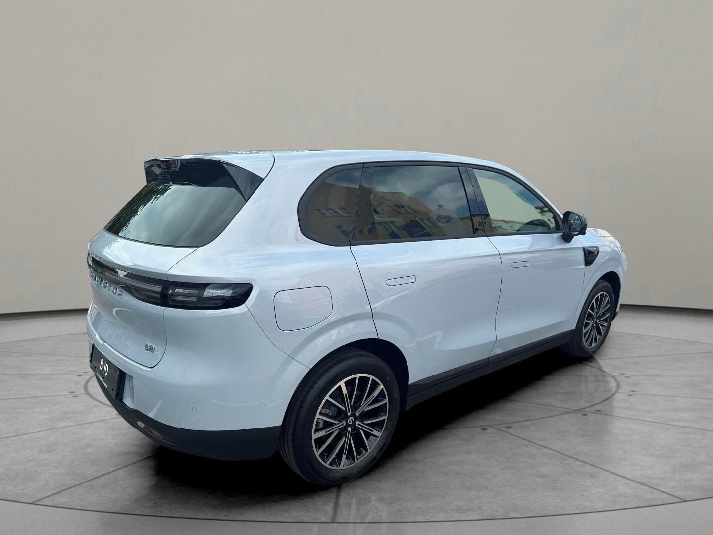 Leapmotor B10, Design Hybrid EV - fotka 5
