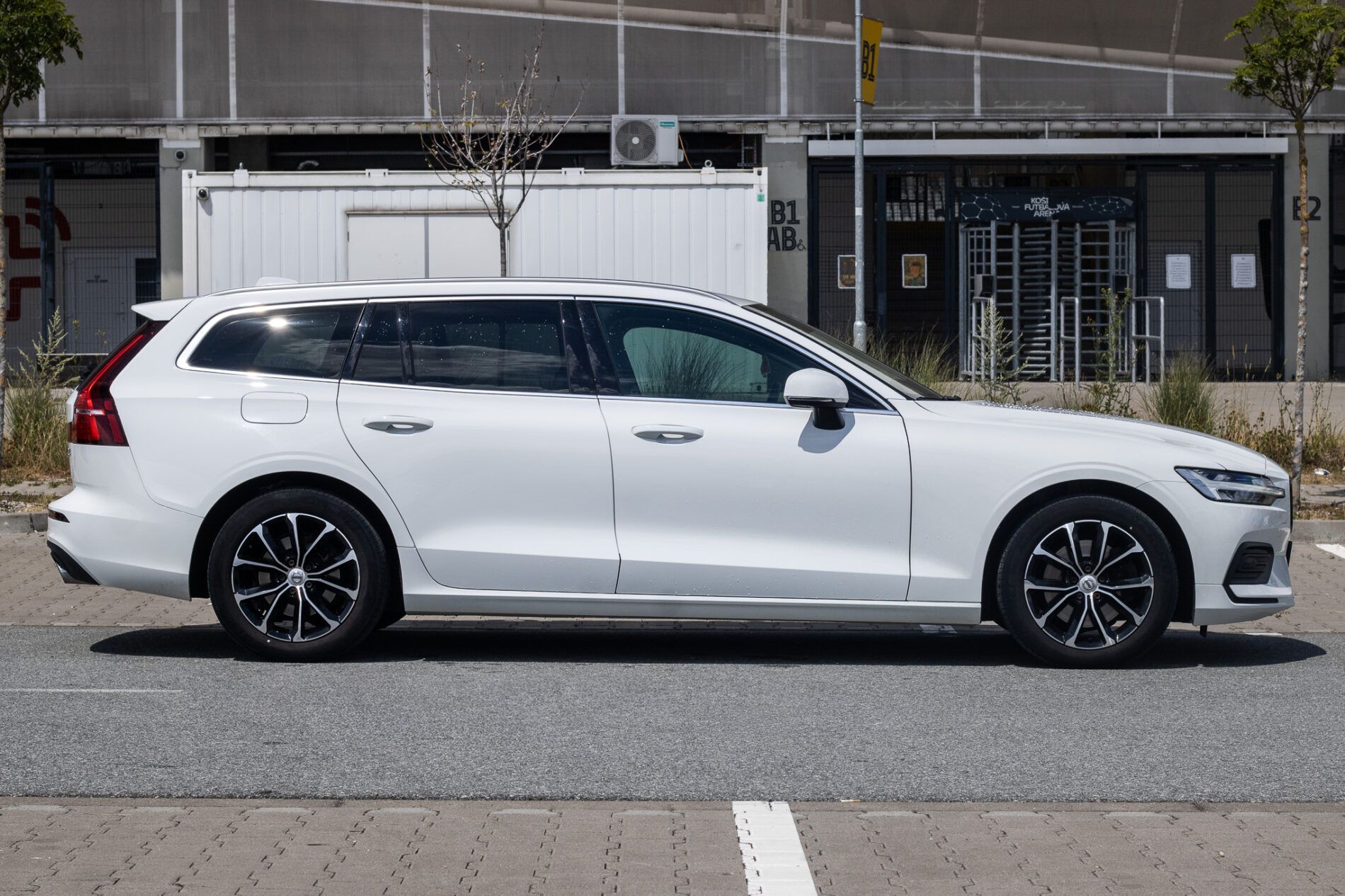 Volvo V60 - fotka 4