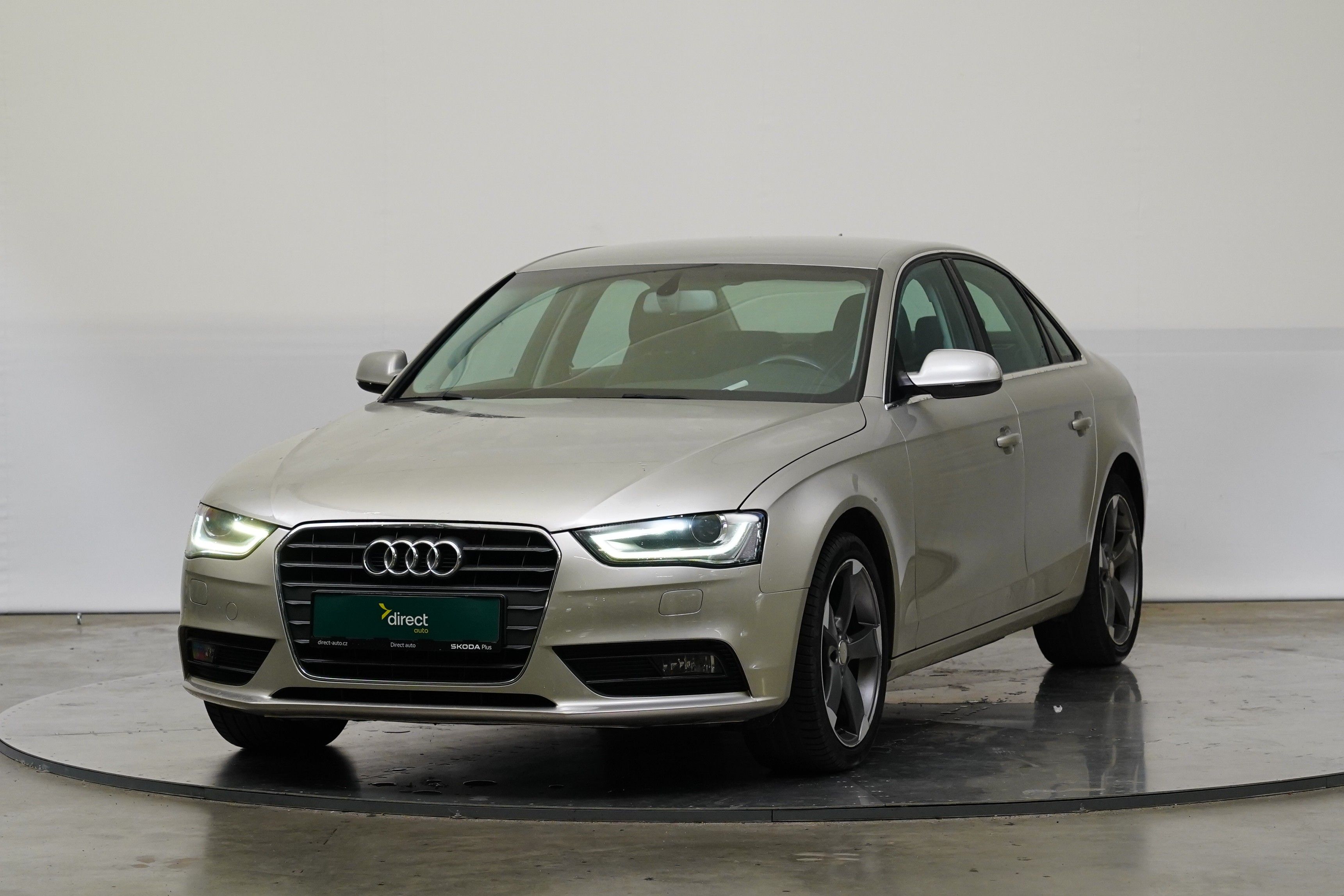 Audi A4, 1.8 TFSI 125 kW Attraction