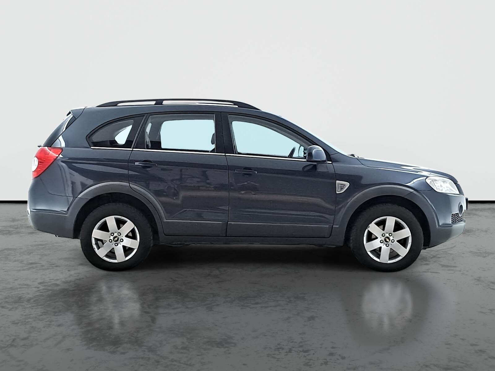 Chevrolet Captiva, 2.0 D, 4X4, Automat - fotka 6