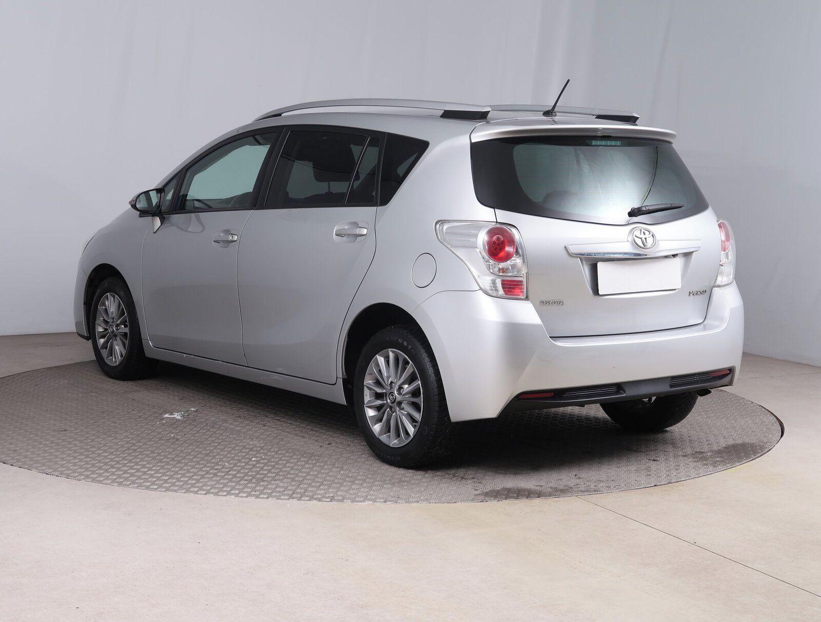 Toyota Verso, 1.8 Valvematic, NOVÁ CENA - fotka 4
