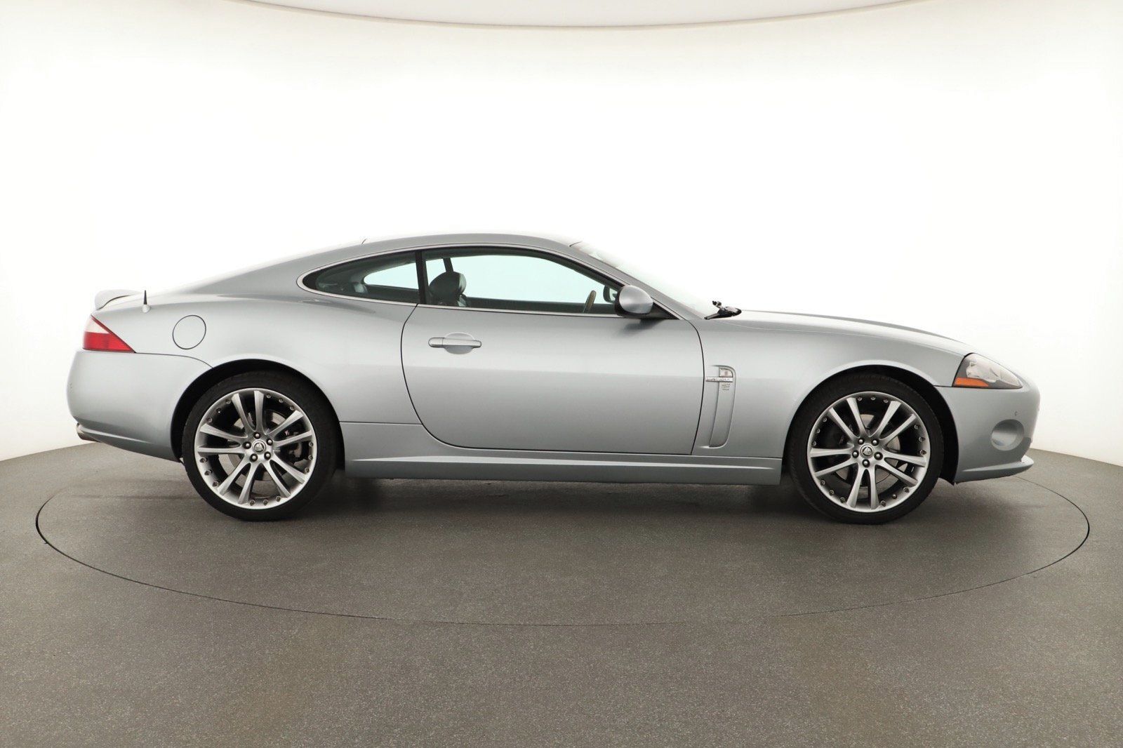 Jaguar XK, 4.2, Automat, Kůže - fotka 6