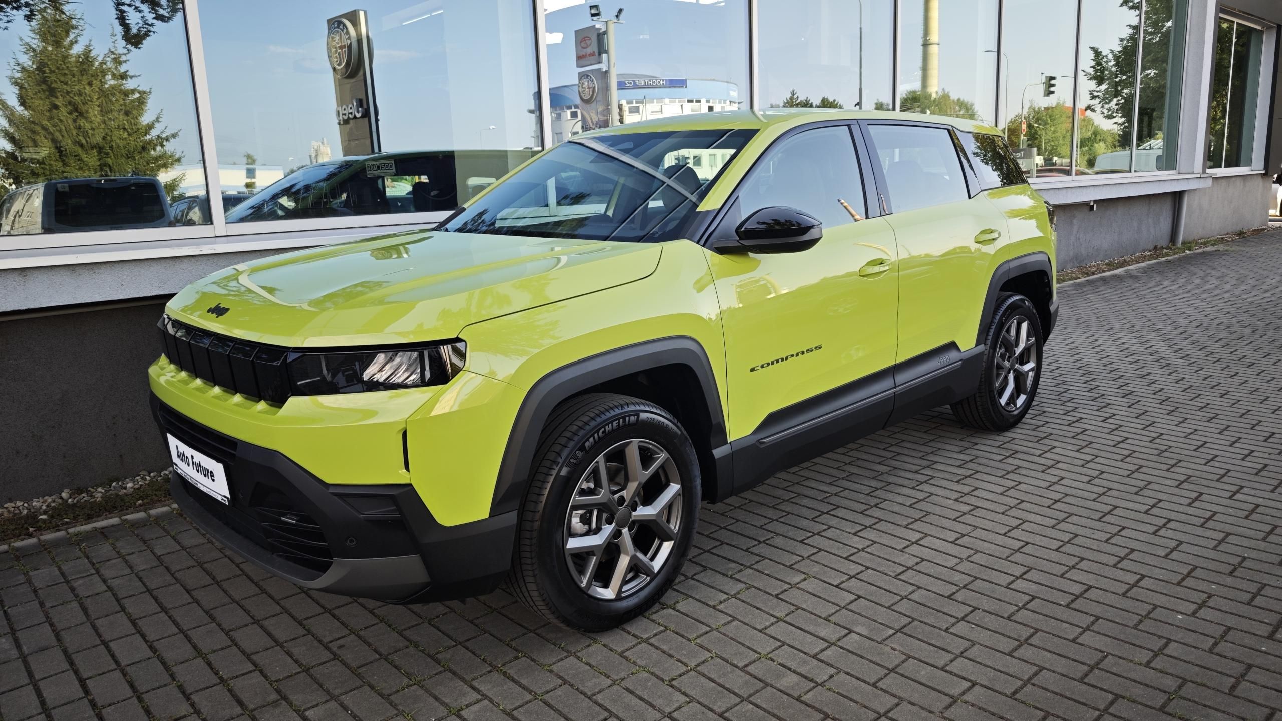 Jeep Compass, Altitude hybrid 145PS automat - fotka 2