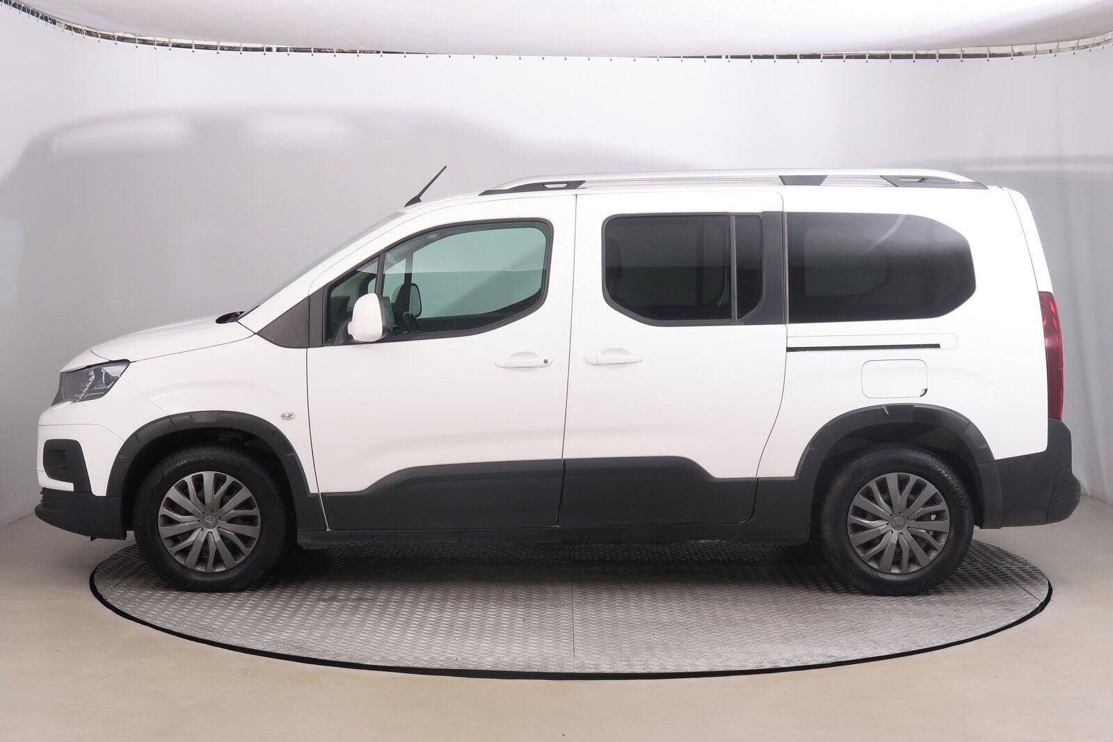 Peugeot Rifter, Maxi 1.5 BlueHDi, Allure - fotka 3