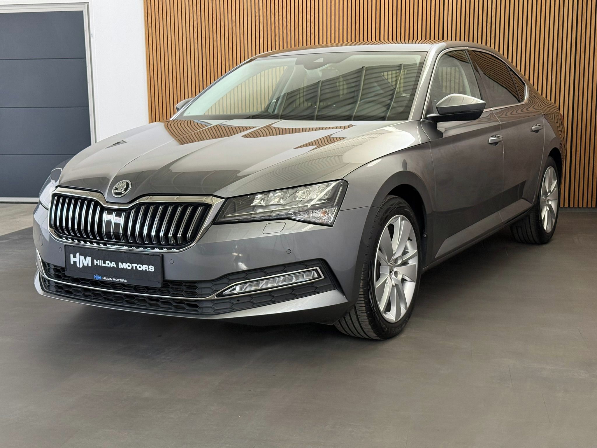 Škoda Superb, 2.0TDI 110kW LED Webasto Tažné - fotka 3