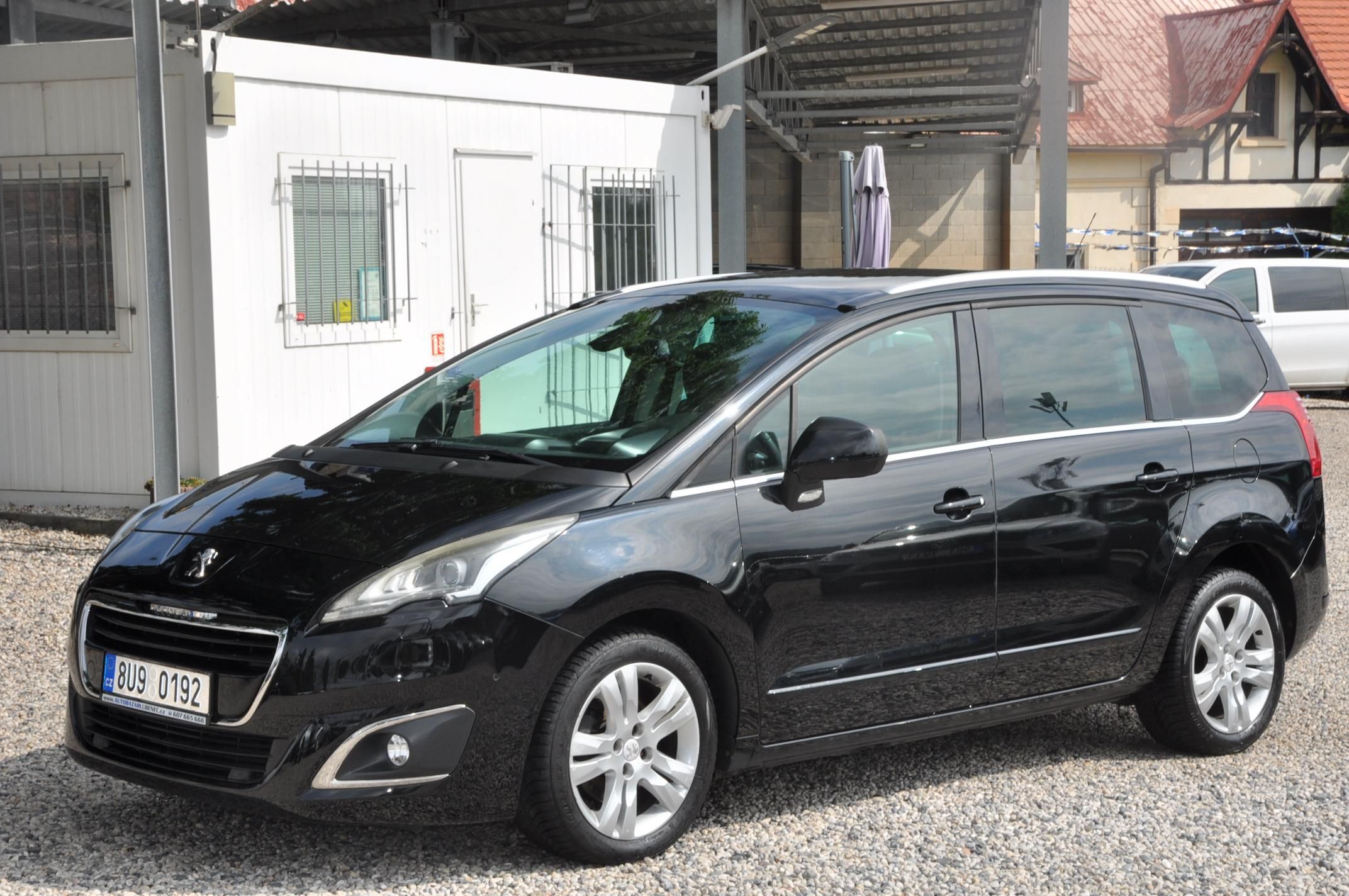 Peugeot 5008, 2.0HDi 110kW PANORAMA
