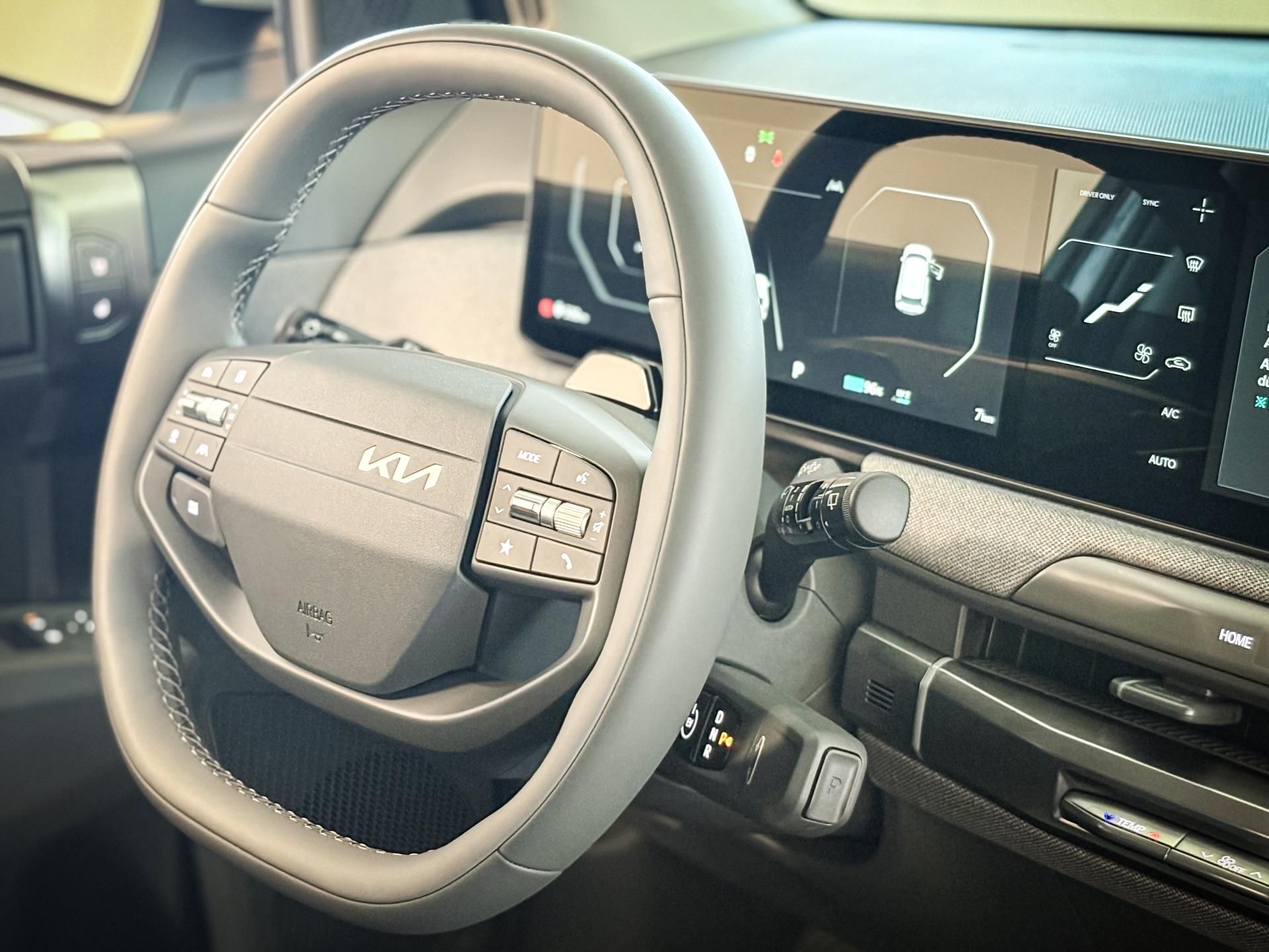 Kia EV3, EARTH 4×2 81,4KWH+ADAS - fotka 5