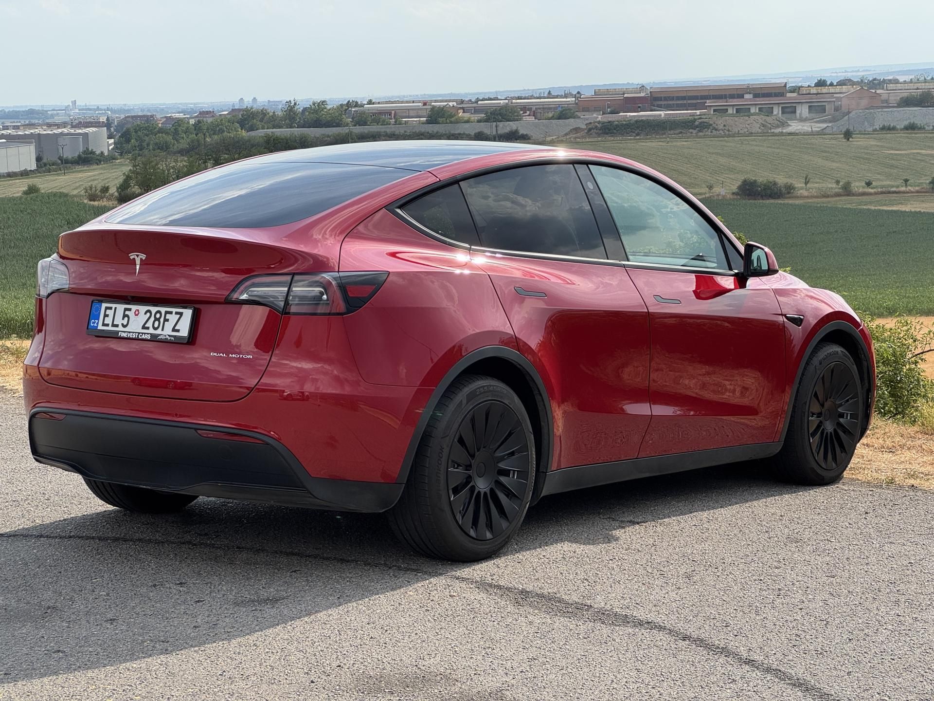 Tesla Model Y, LR AWD Tažné EAP Boost Bílý in - fotka 4