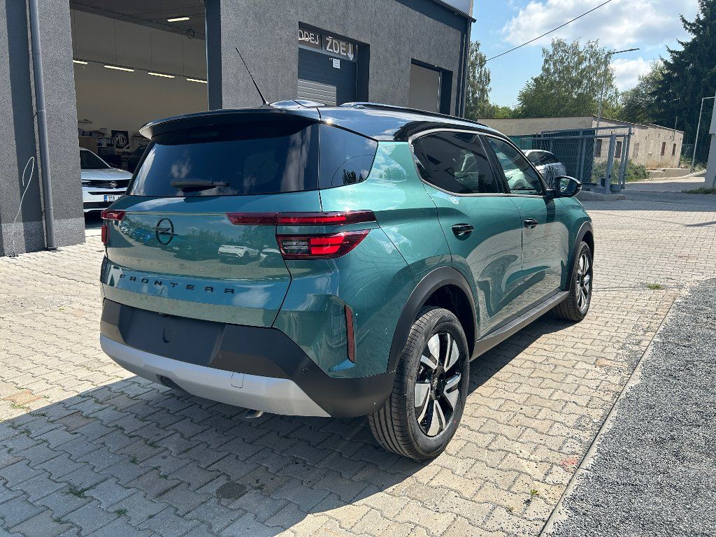 Opel Frontera, GS 1,2 Turbo 107kW AT Mild-hyb - fotka 4