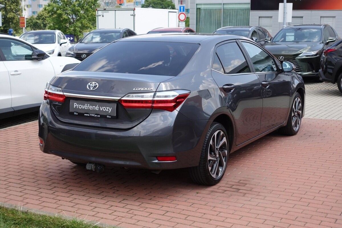 Toyota Corolla, 1.6 Valvematic Multidrive S - fotka 4