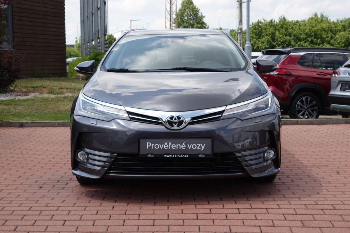 Toyota Corolla, 1.6 Valvematic Multidrive S - fotka 2