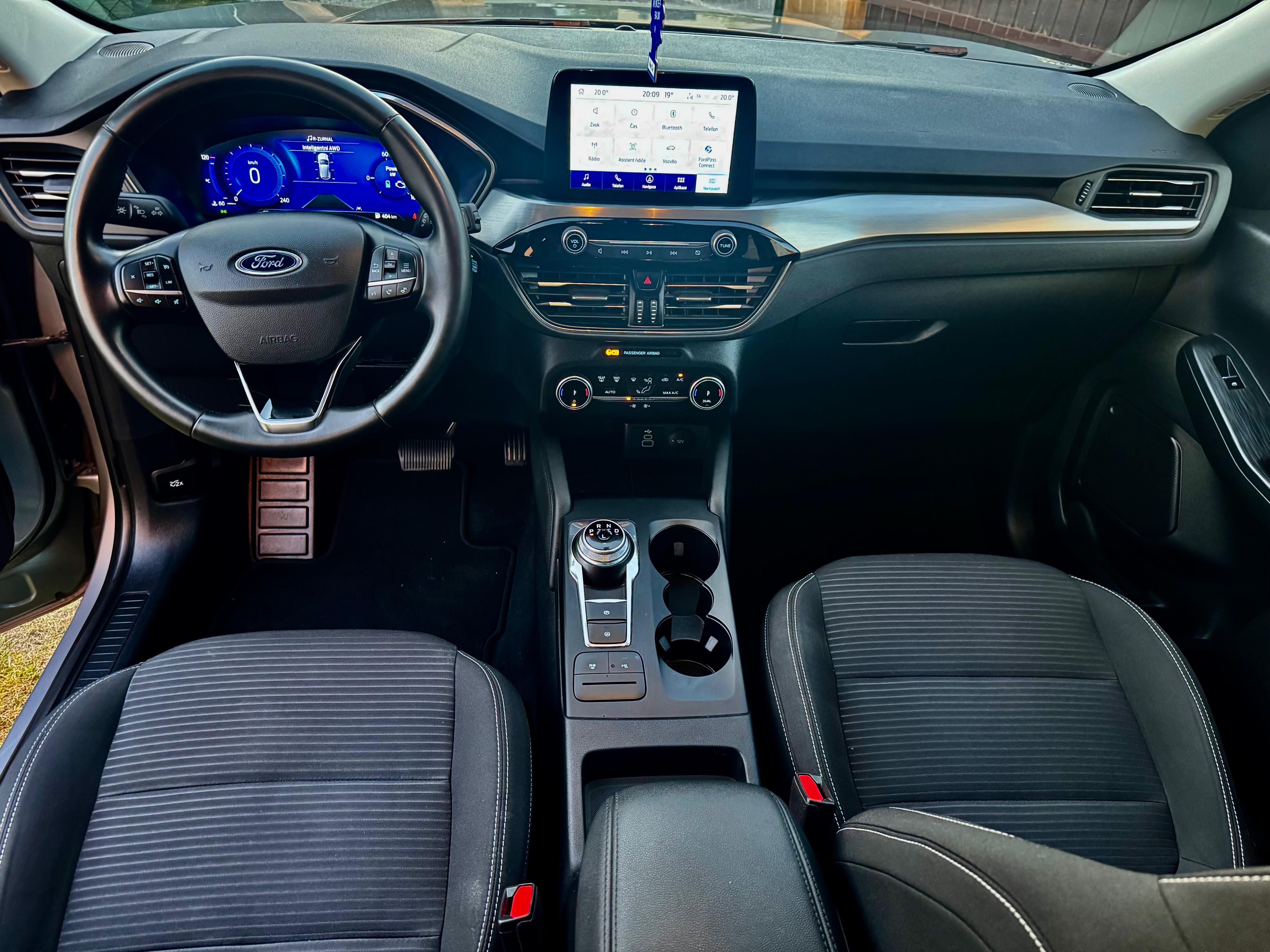 Ford Kuga, 2.5 Benzin (FULL Hybrid) - fotka 5