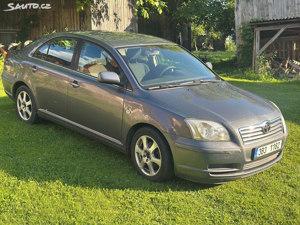Toyota Avensis, 1.8 VVTi, nová STK, tažné