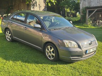 1.8 VVTi, nová STK, tažné