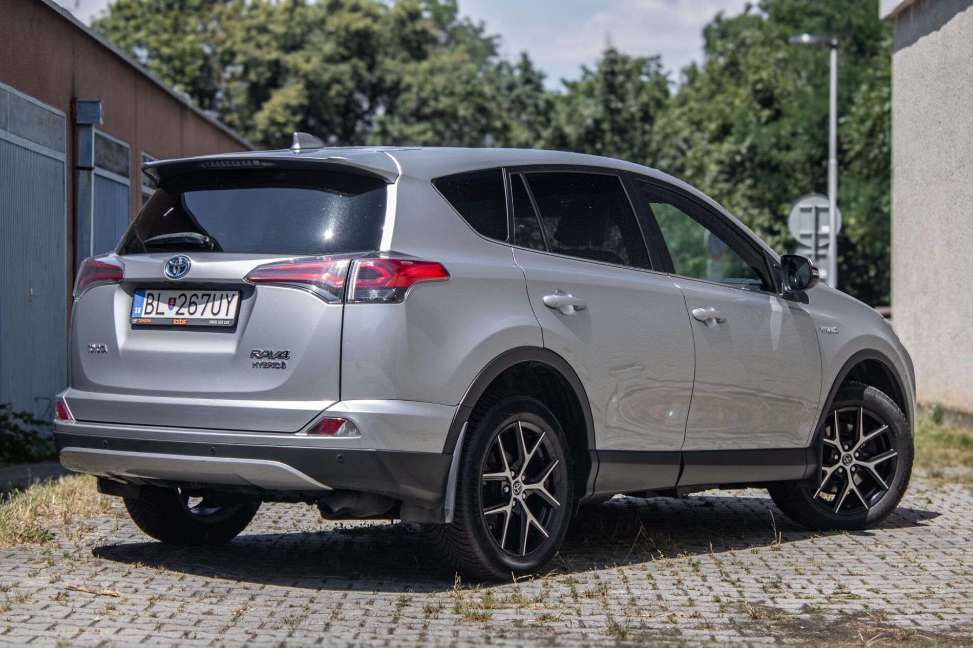 Toyota Rav4 - fotka 5