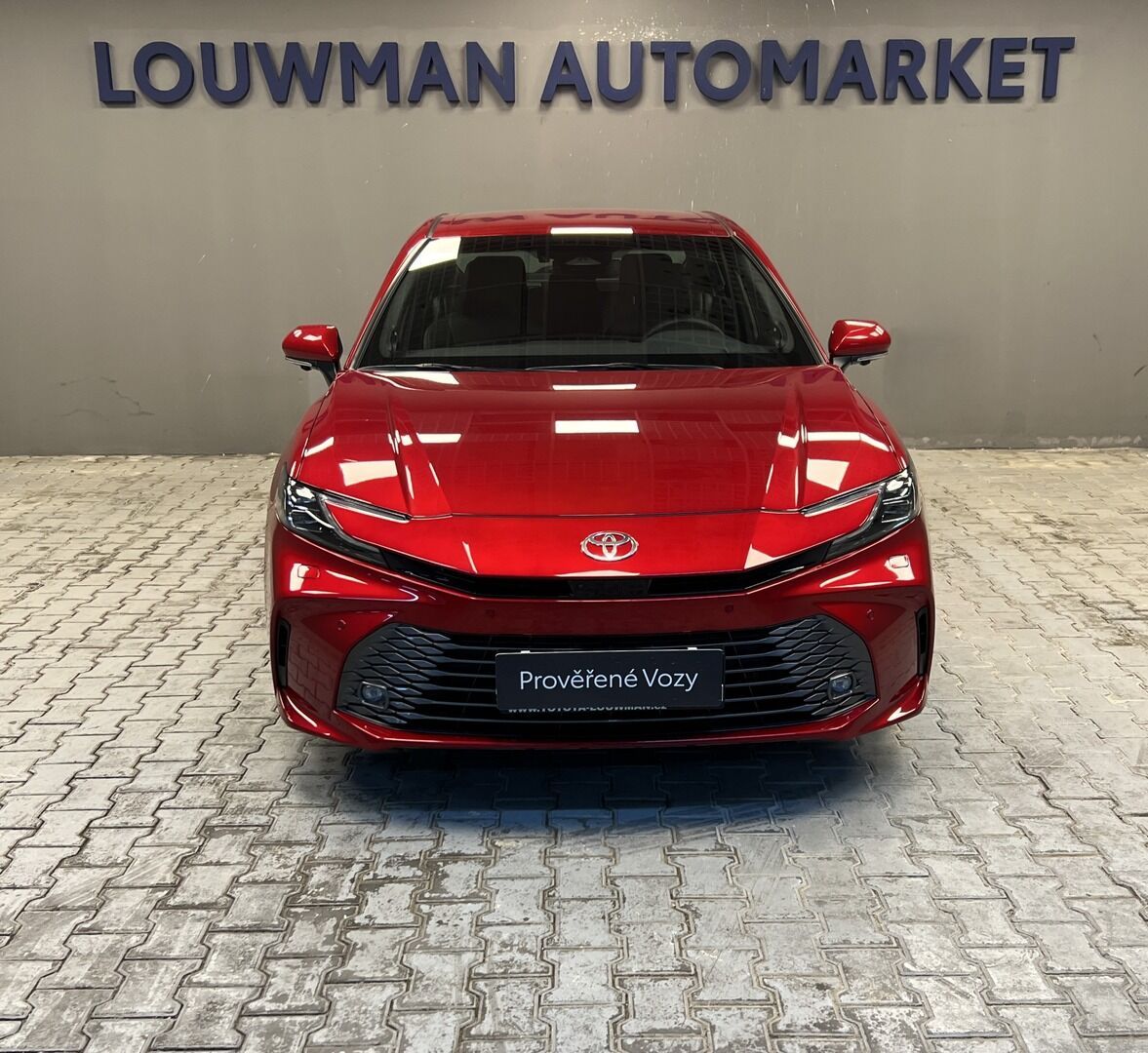 Toyota Camry, 2.5 Hybrid AT EXECUTIVE - fotka 6
