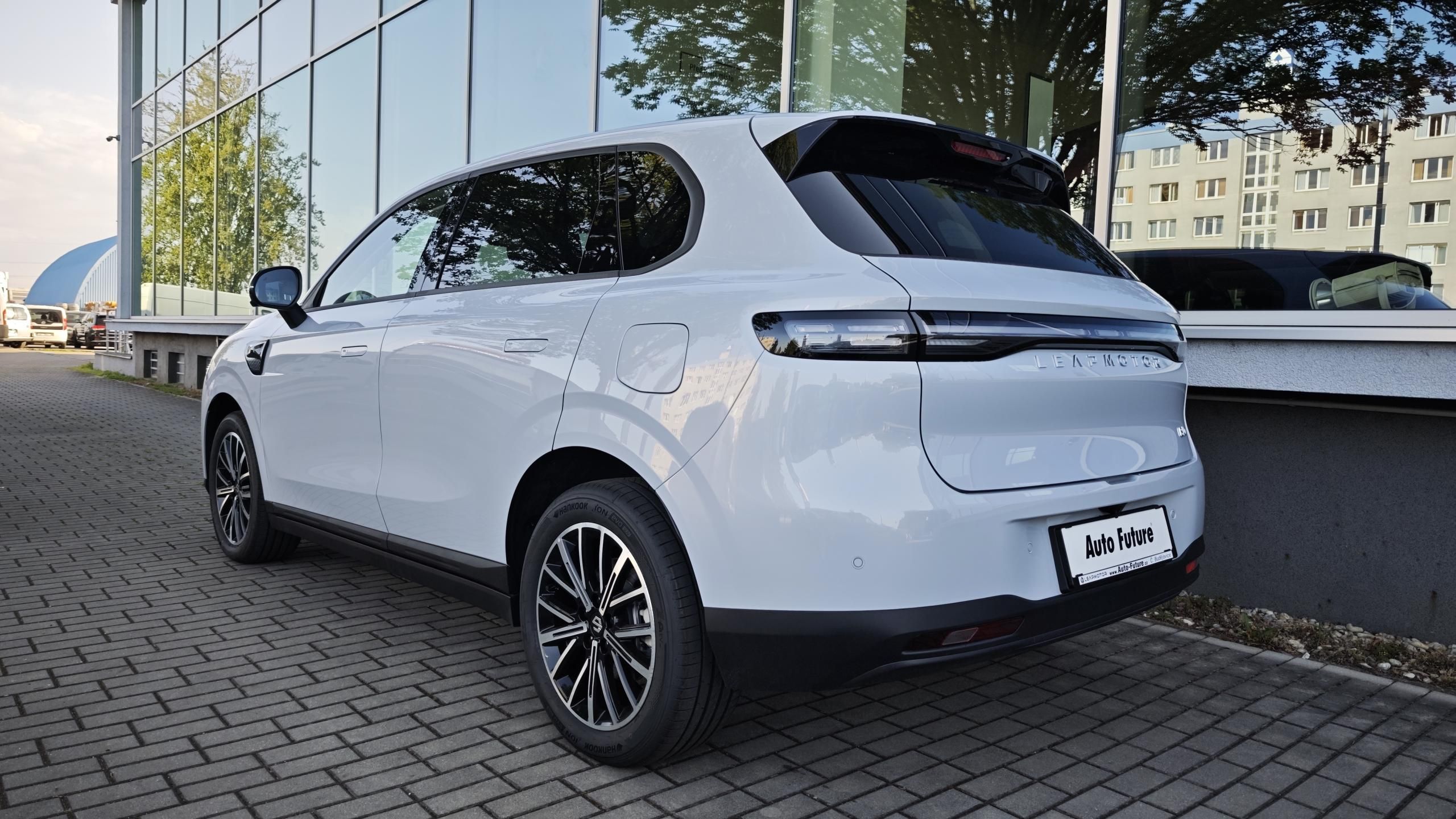 Leapmotor B10, Design 1,5 EV hybrid - fotka 4