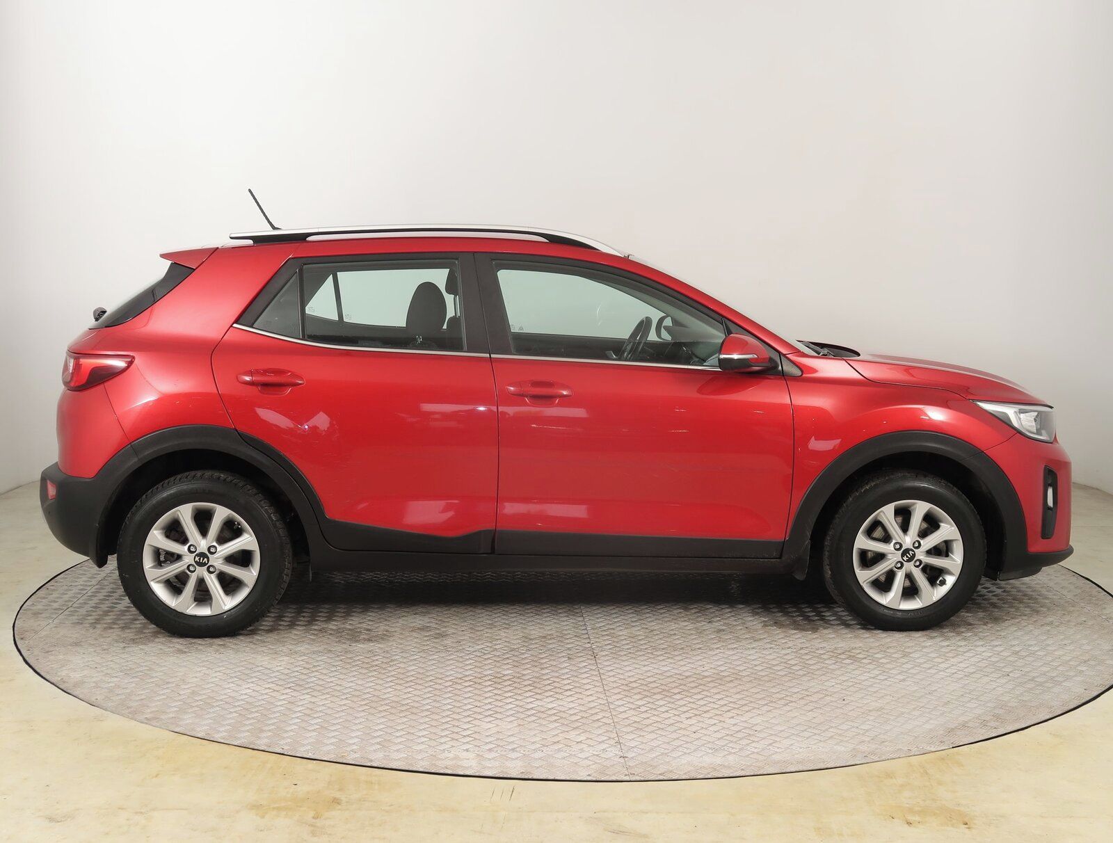 Kia Stonic, 1.25 CVVT, Tempomat - fotka 6