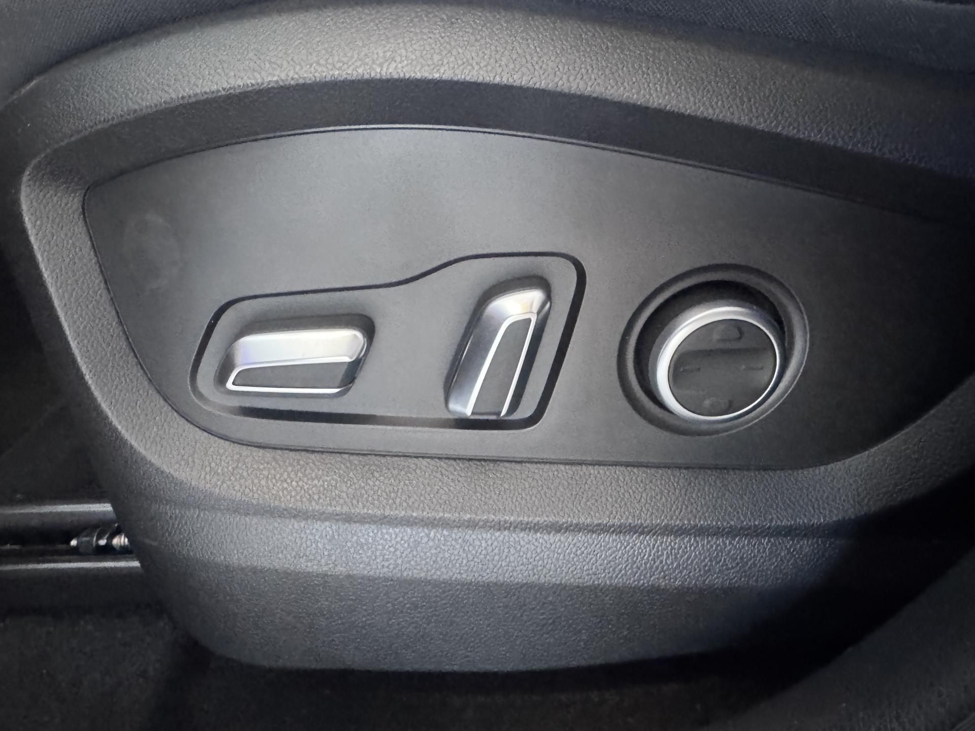 Chery Tiggo 8 PHEV, 1,5 UNIQUE - fotka 5