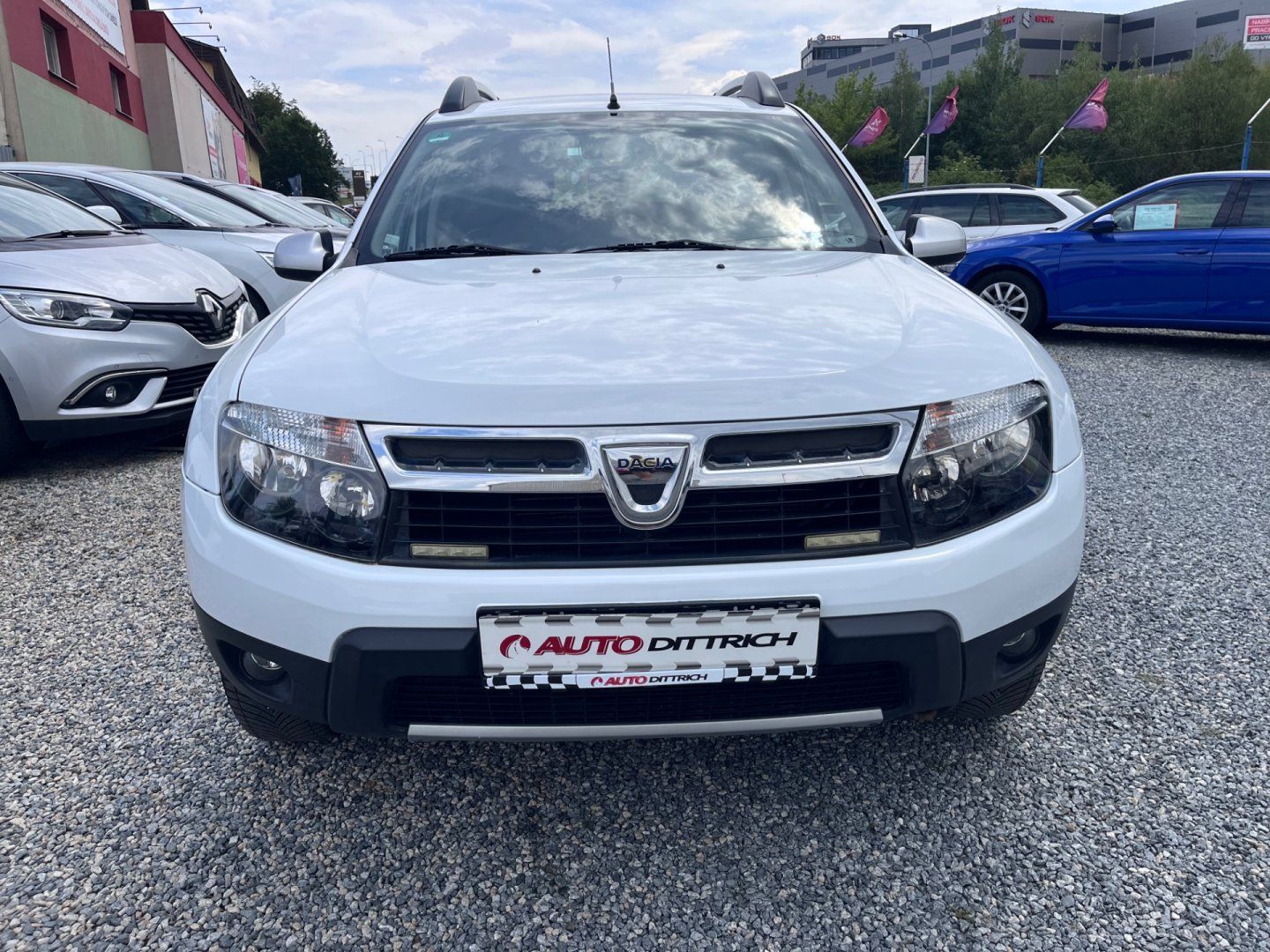 Dacia Duster, 1.6 16V 4X4 - fotka 3