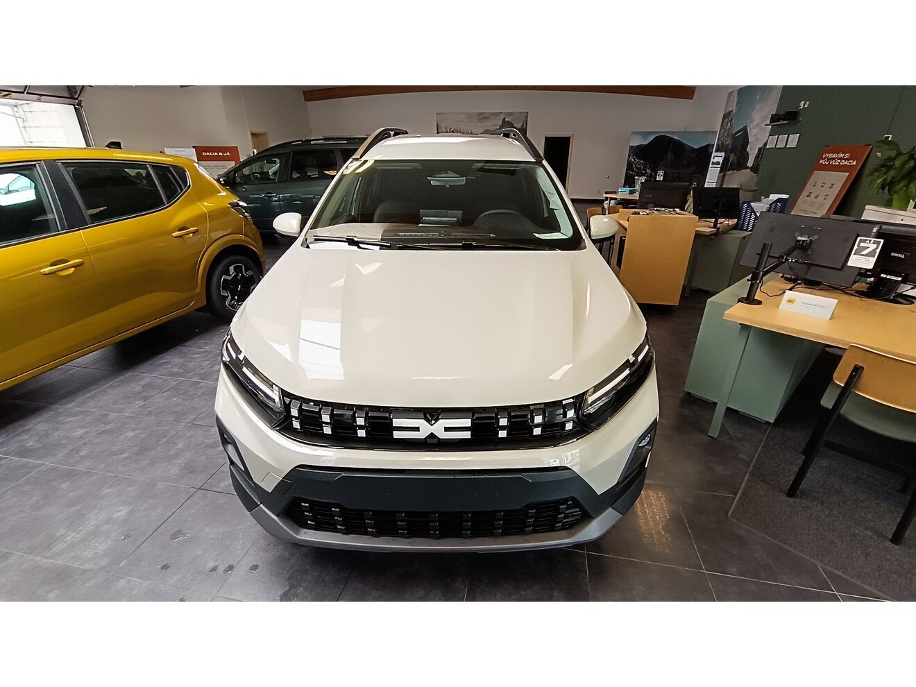 Dacia Jogger, Expression Eco-G 120 5 míst - fotka 2