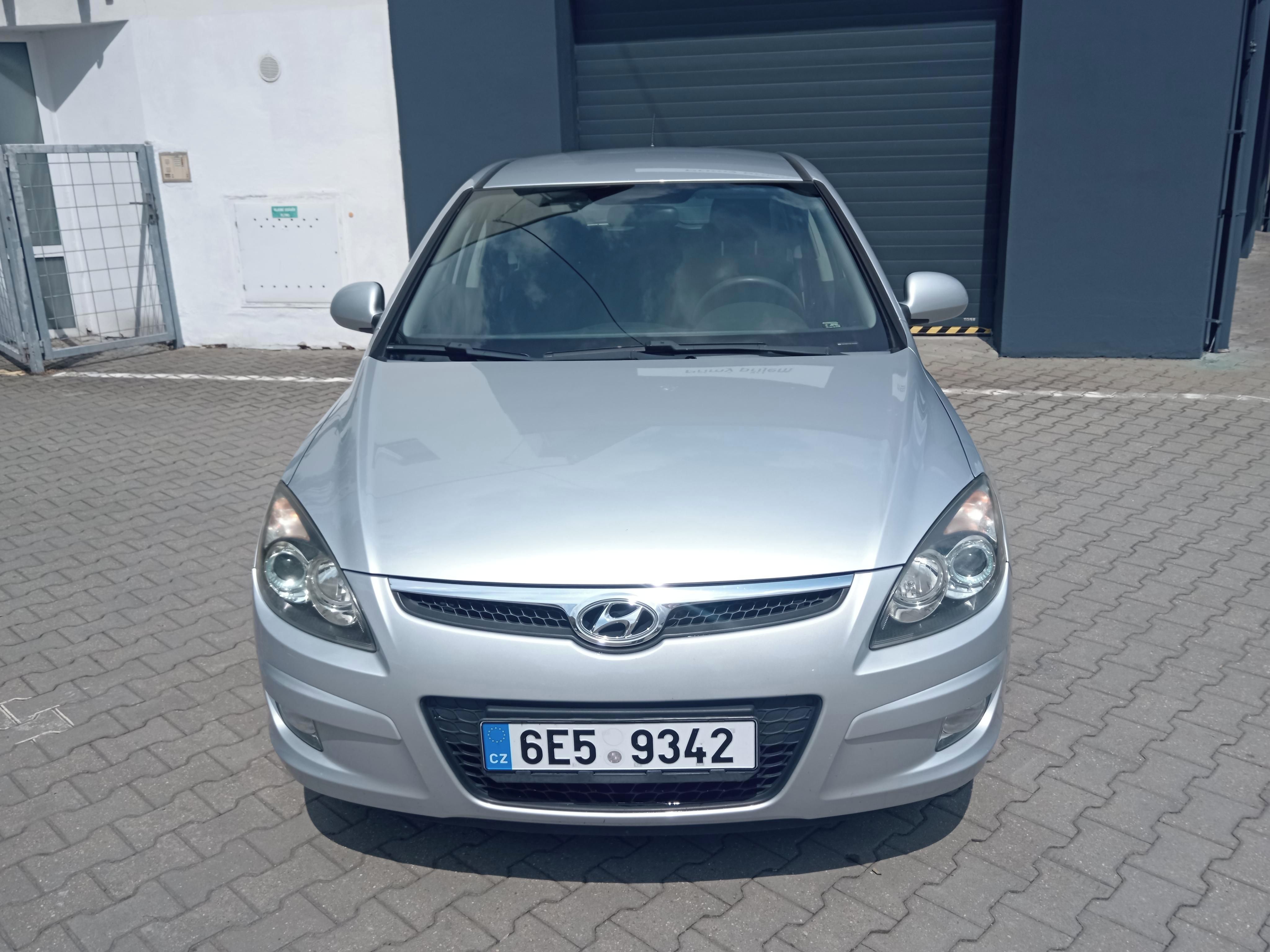 Hyundai i30, 1,4i - fotka 2