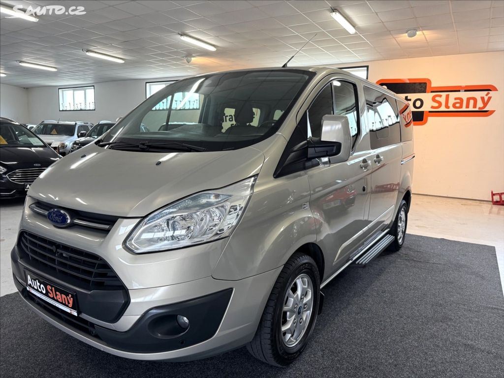 Ford Tourneo Custom, 2,2 Titanium,92kW,po servisu