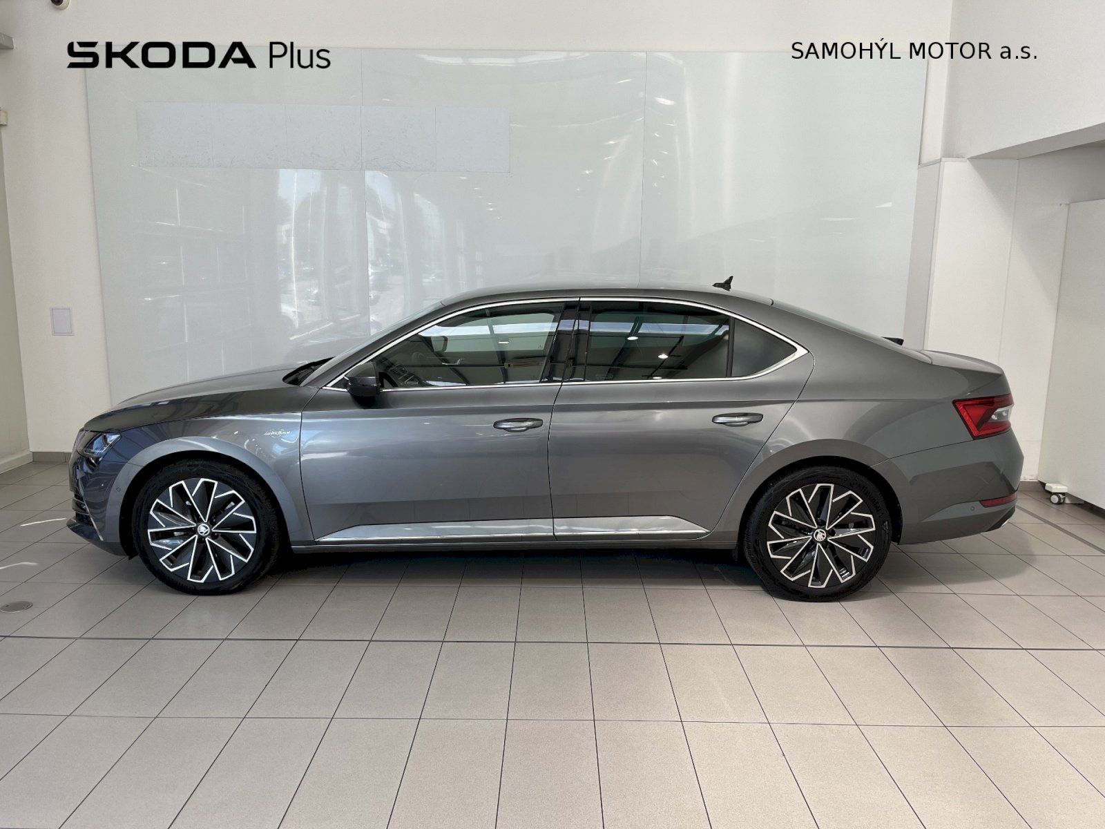 Škoda Superb, 2.0 TDI 140 kW A7A 4x4 L&K - fotka 3