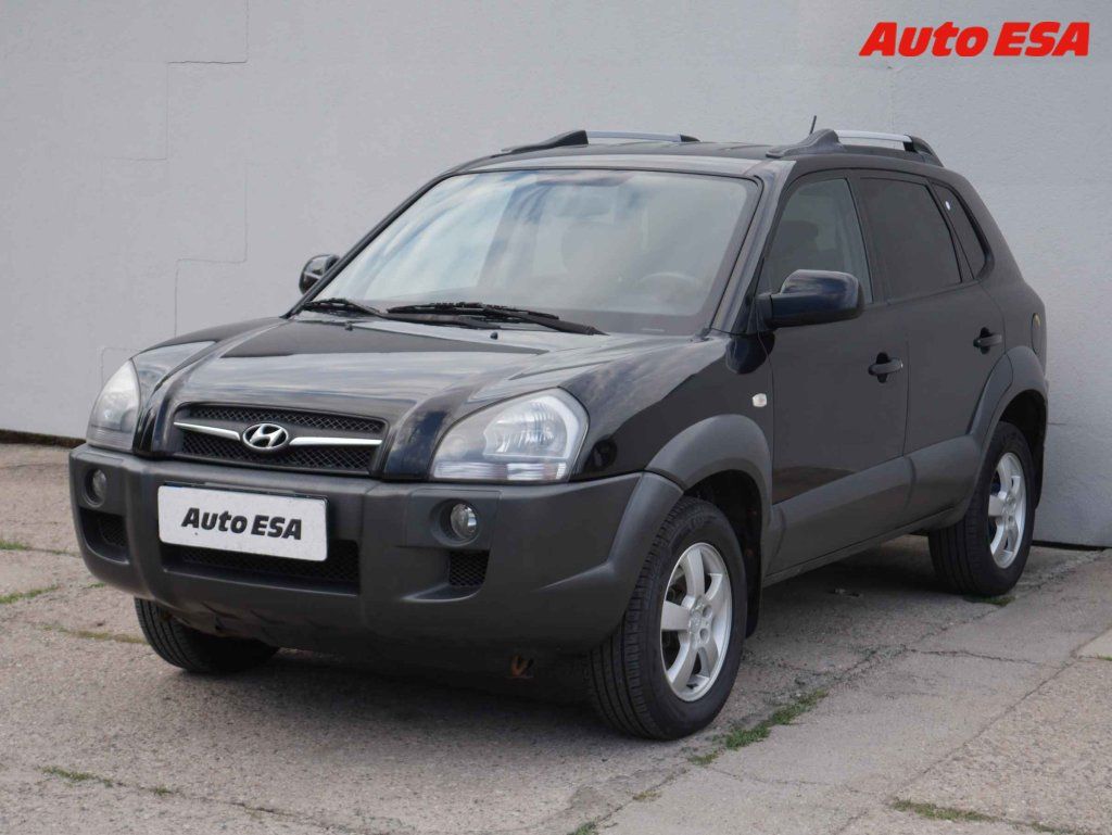 Hyundai Tucson, 2.0 i 4x4,AAC - fotka 3