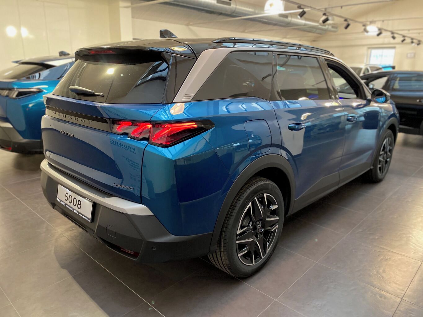 Peugeot 5008, GT Hybrid 145k - SUMMER BLUE- - fotka 4