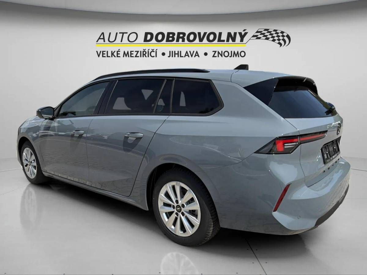 Opel Astra, Edition ST Hybrid 1.2 TURBO (1 - fotka 4