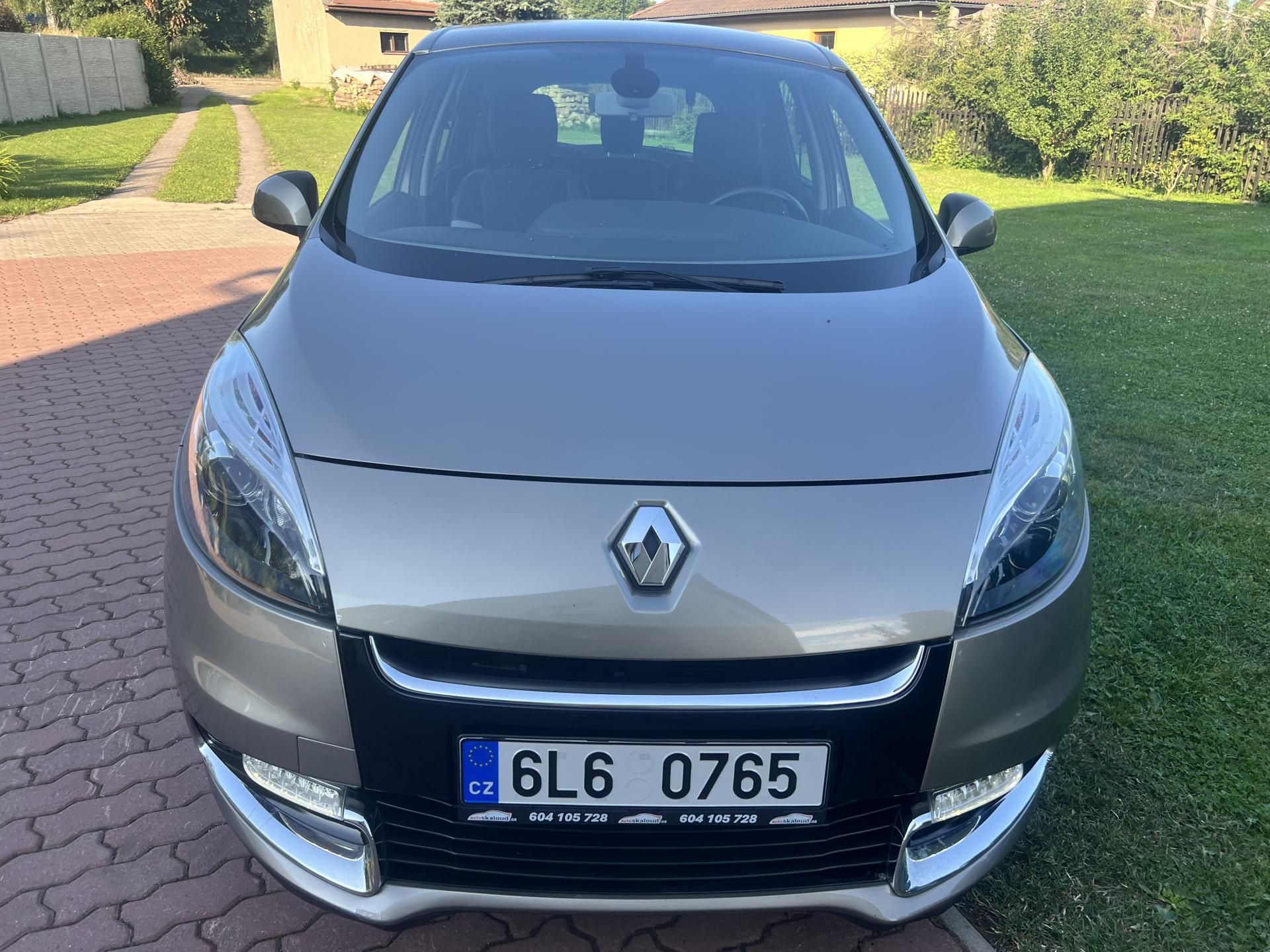 Renault Scénic, 1.2TCE 85KW,KůŽE,NAVI,2xKOLA - fotka 2