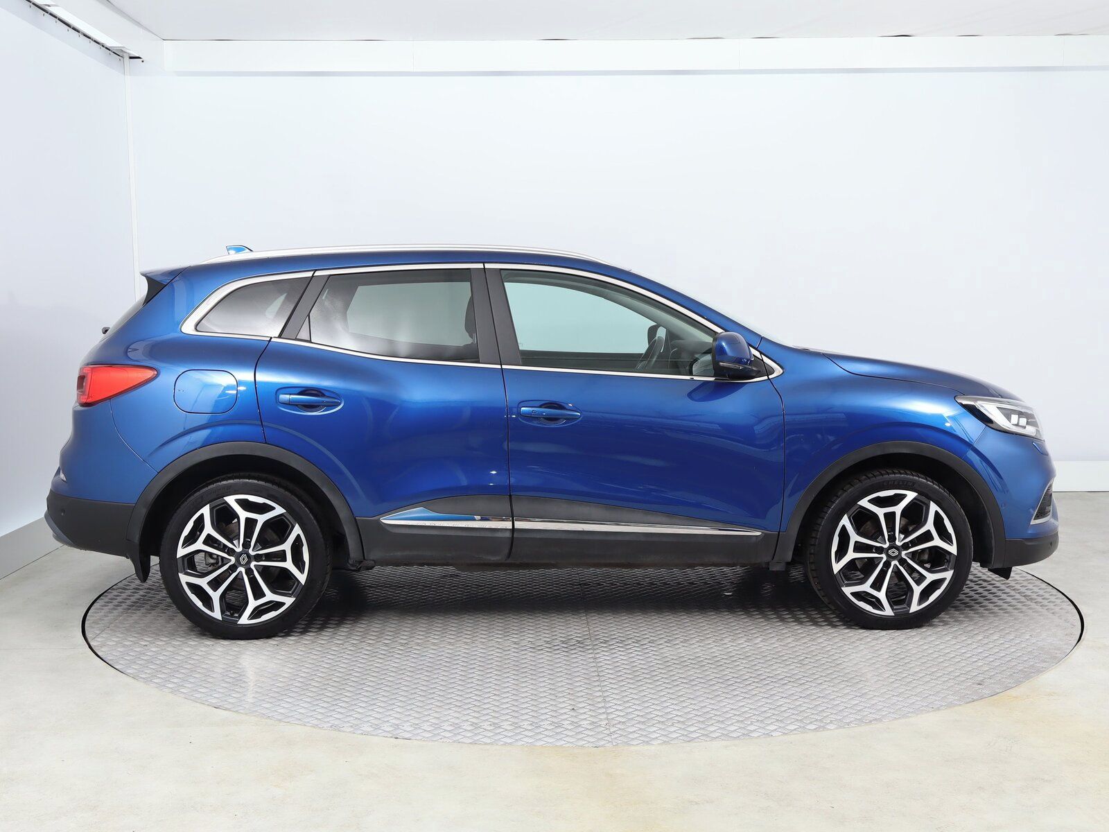 Renault Kadjar, 1.3 TCe, Automat, ČR,1.maj - fotka 6